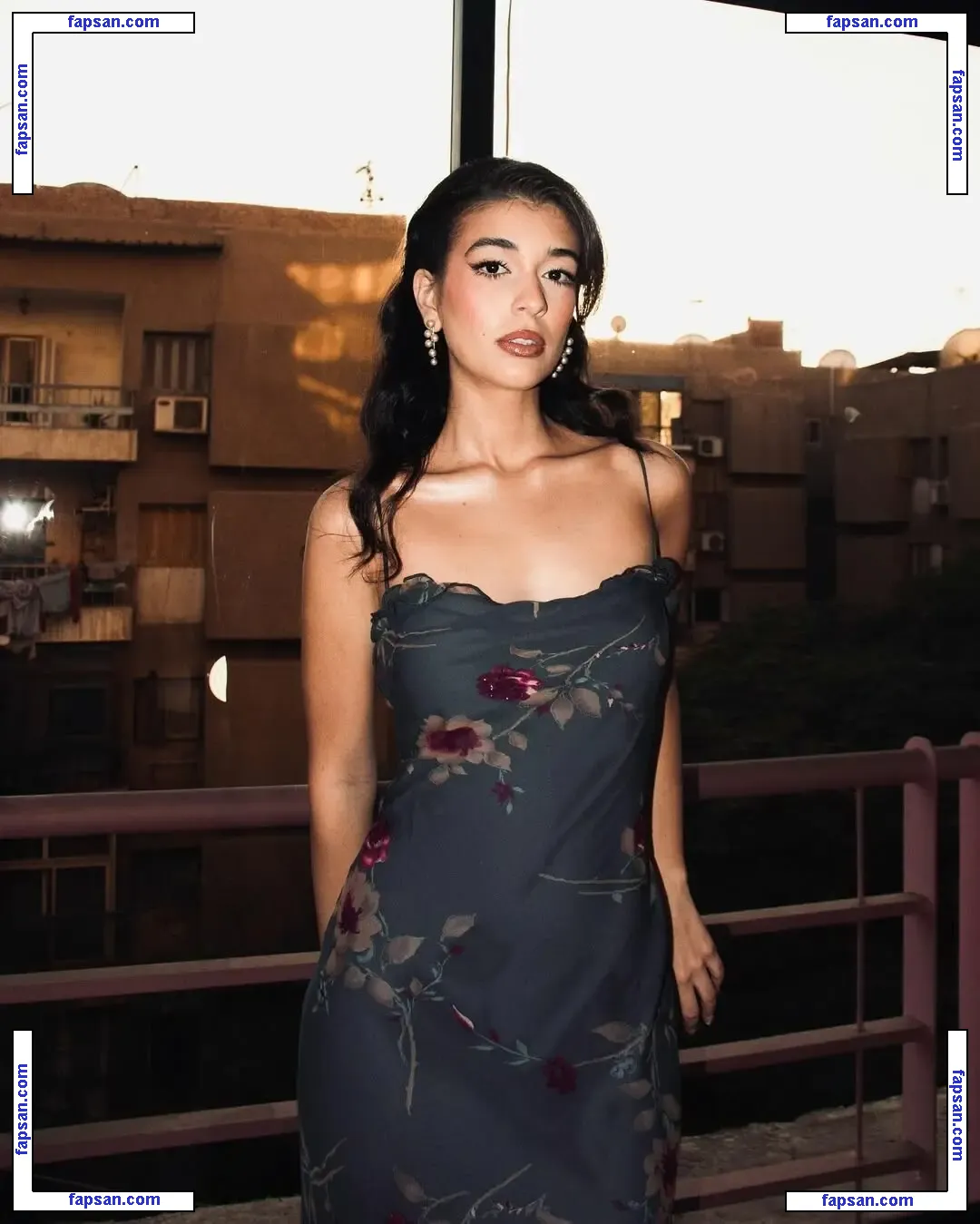 Nourine Abouseada голая фото #0043 с Онлифанс