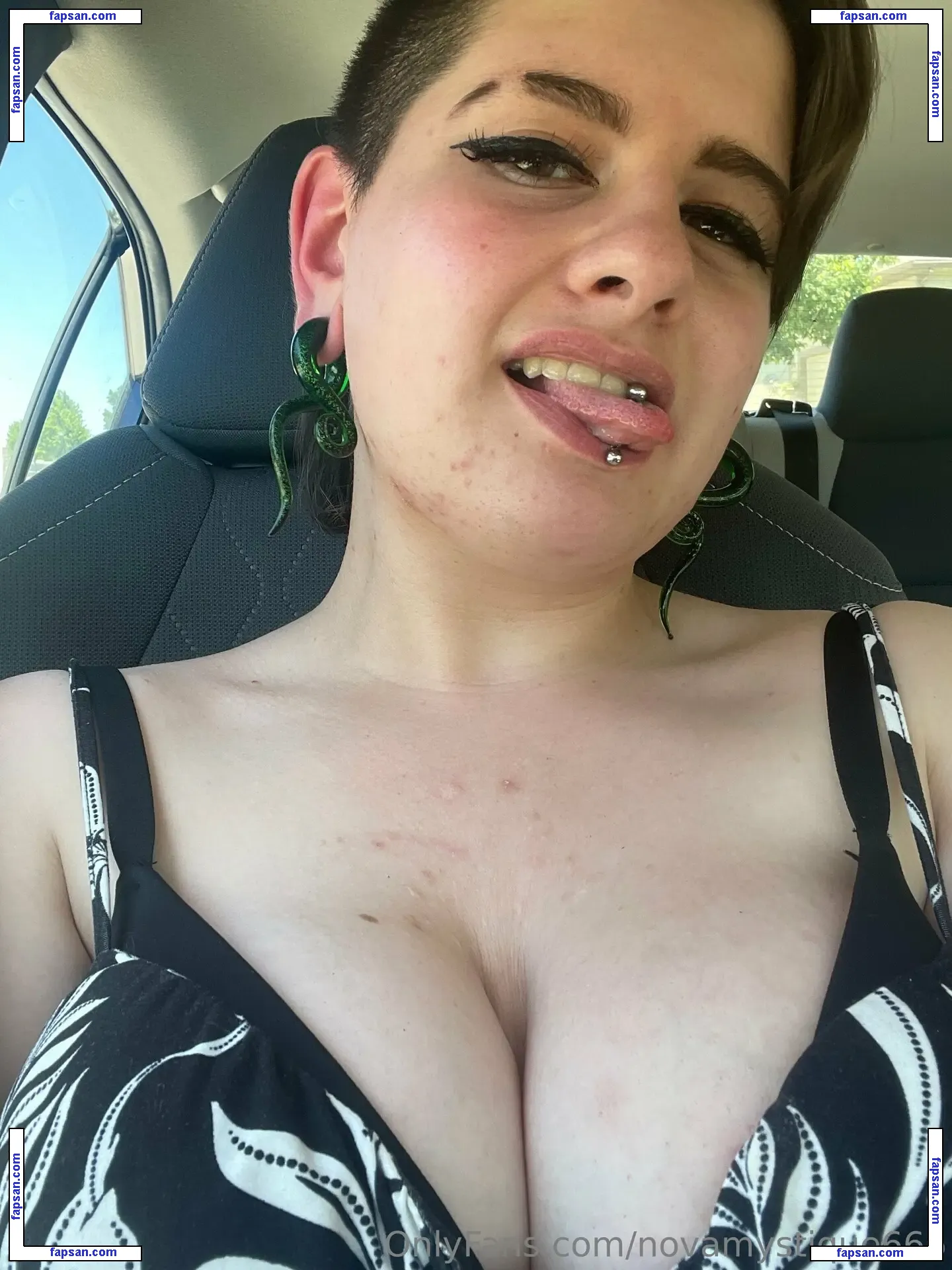 novamystique666 nude photo #0001 from OnlyFans