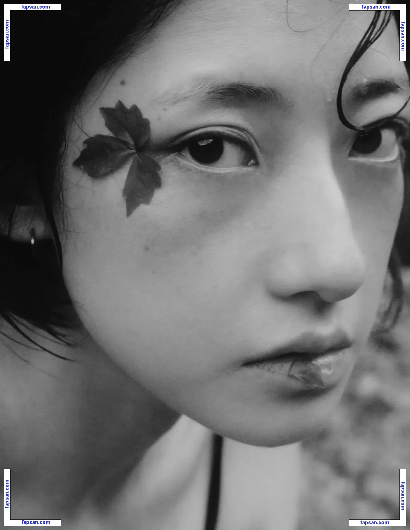 n.uzoo голая фото #0012 с Онлифанс