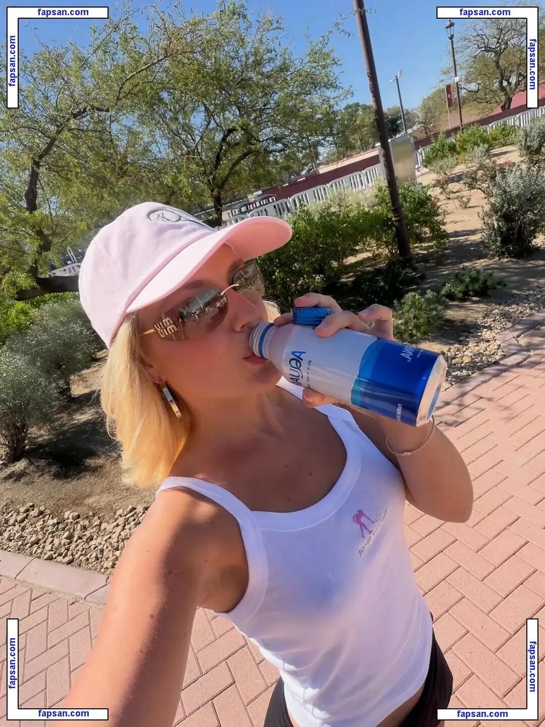 Nuki Van Lent nude photo #0001 from OnlyFans