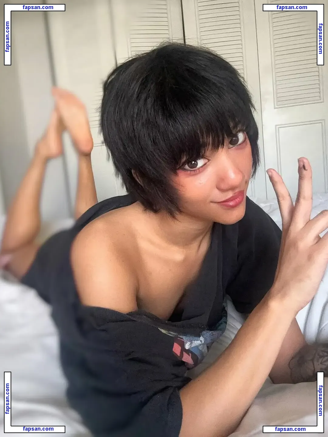 Numochiii Ladokei Crystal nude photo #0008 from OnlyFans