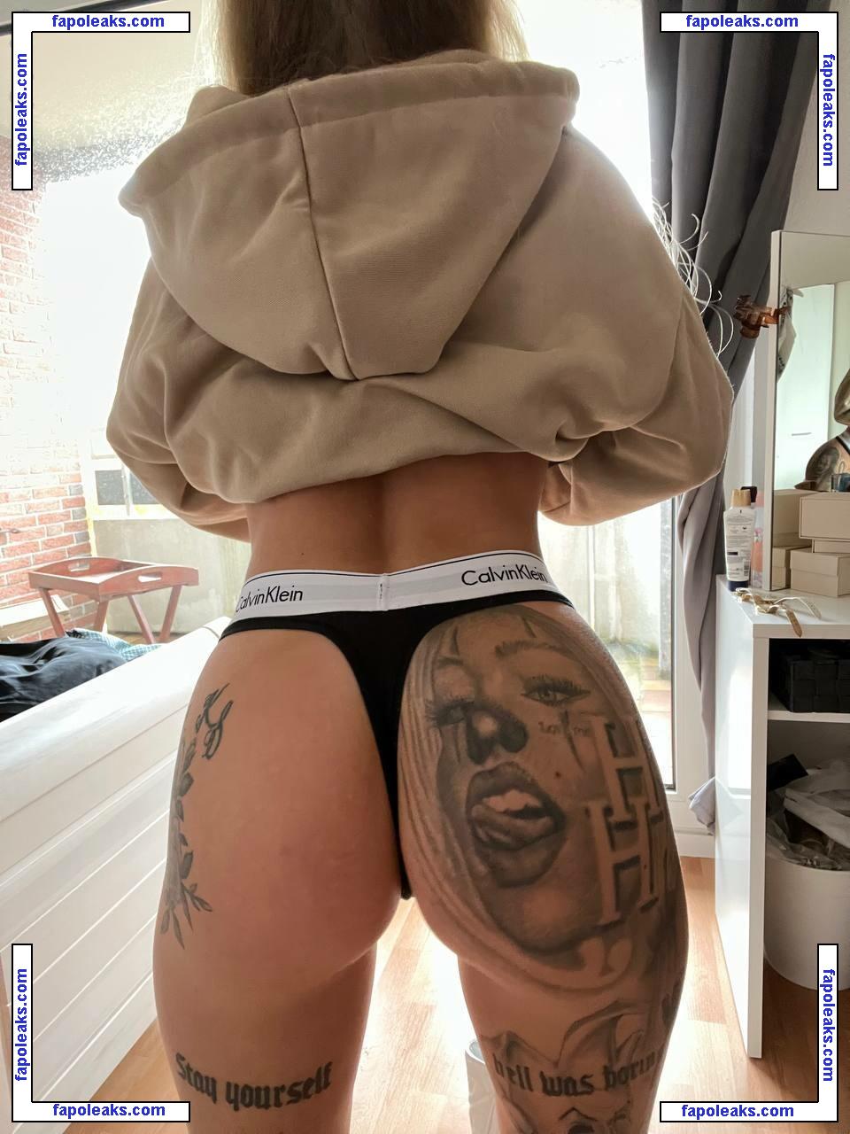 Nurselayla / lailajasmyn / laylathelunatic nude photo #0057 from OnlyFans