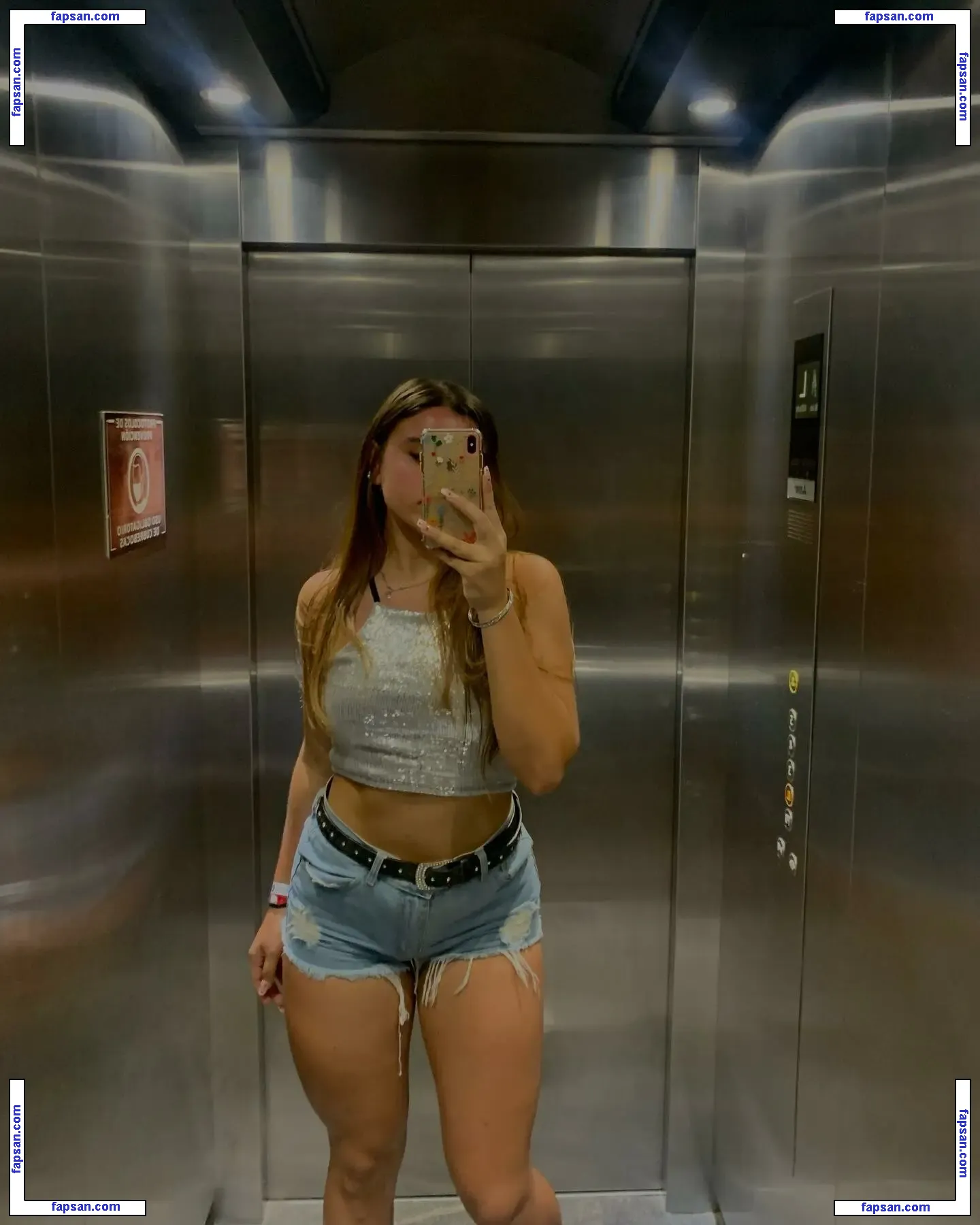 Nursijulian голая фото #0007 с Онлифанс