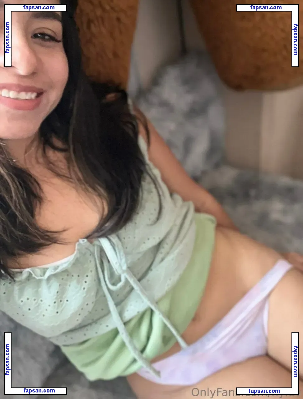 nylev nude photo #0010 from OnlyFans