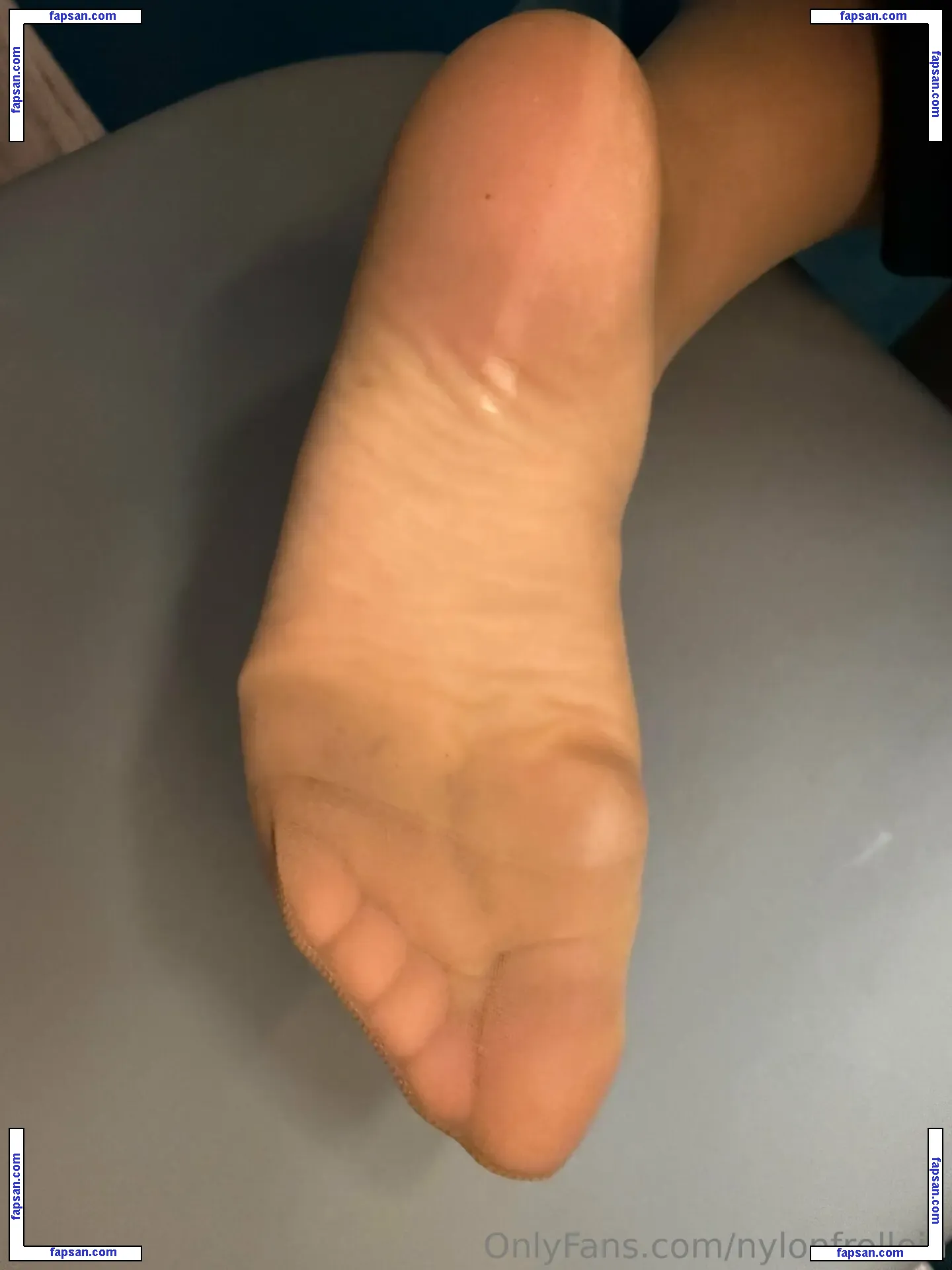 nylonfrollein голая фото #0037 с Онлифанс