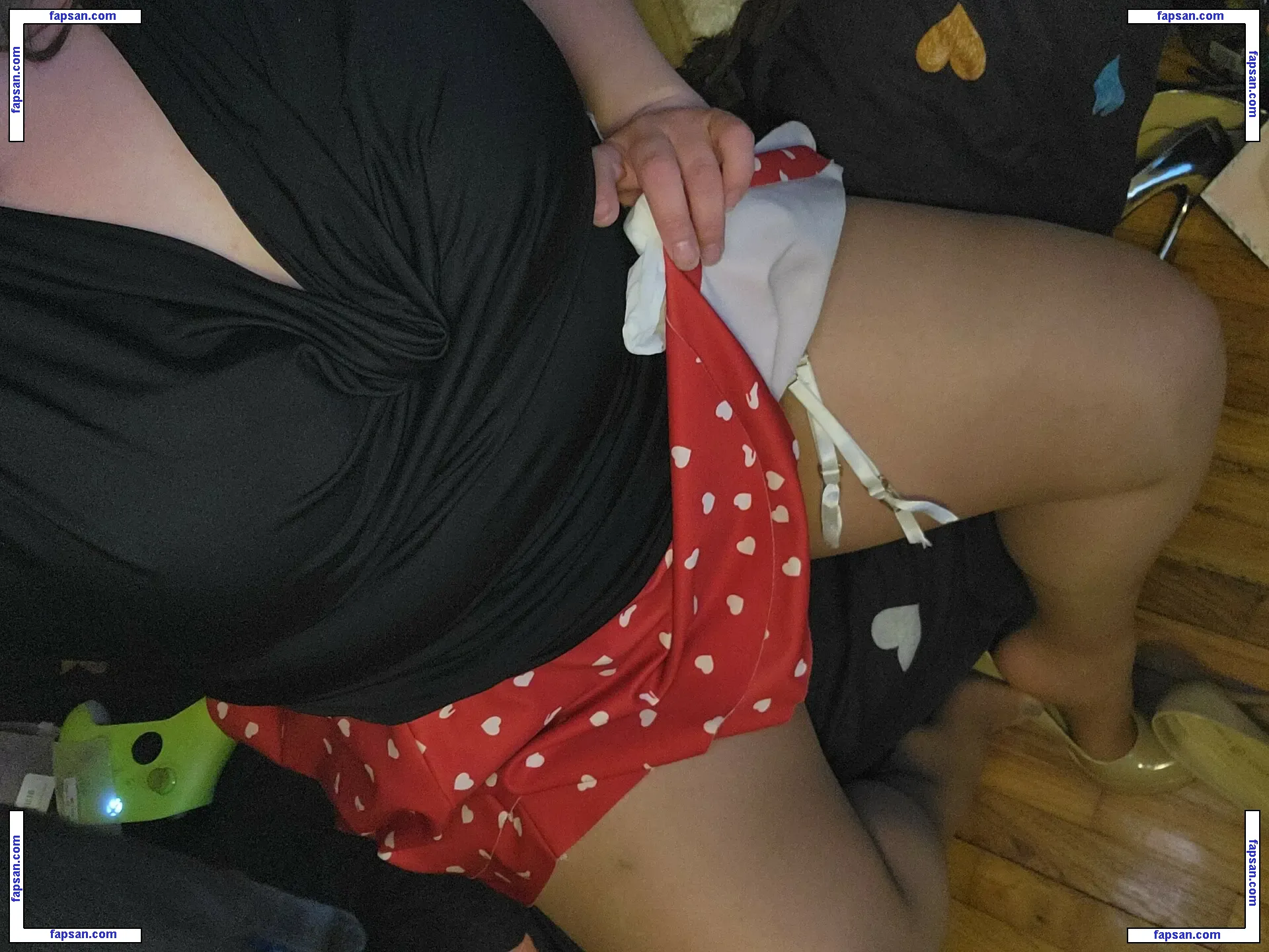 Nylonsandsocks nude photo #0038 from OnlyFans