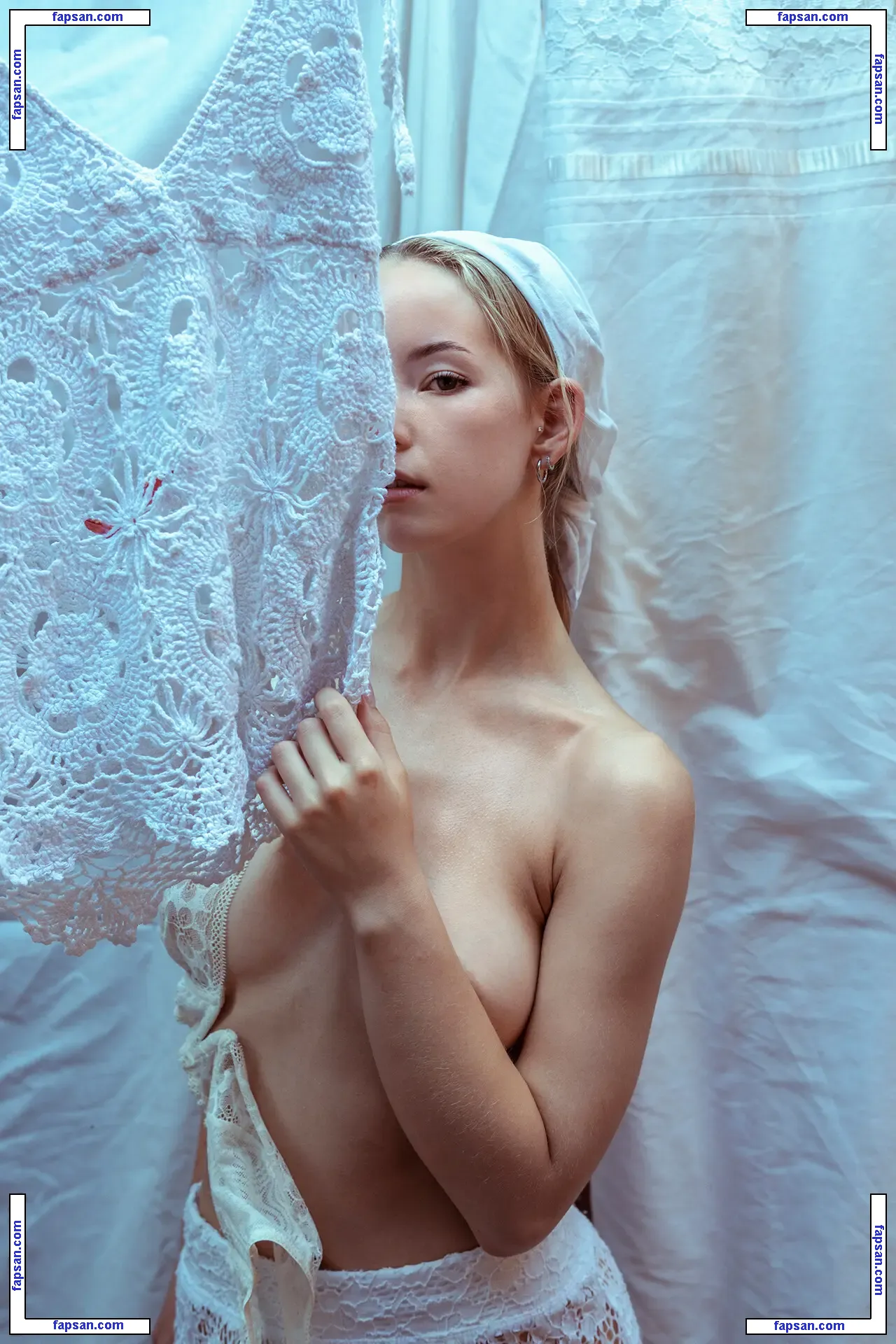 NYMF голая фото #0004 с Онлифанс