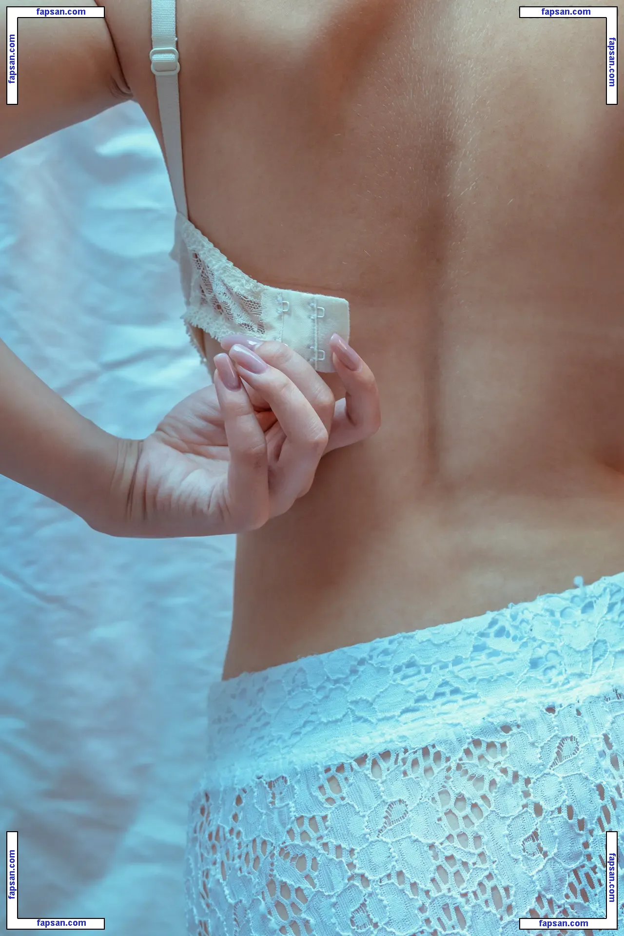 NYMF голая фото #0021 с Онлифанс