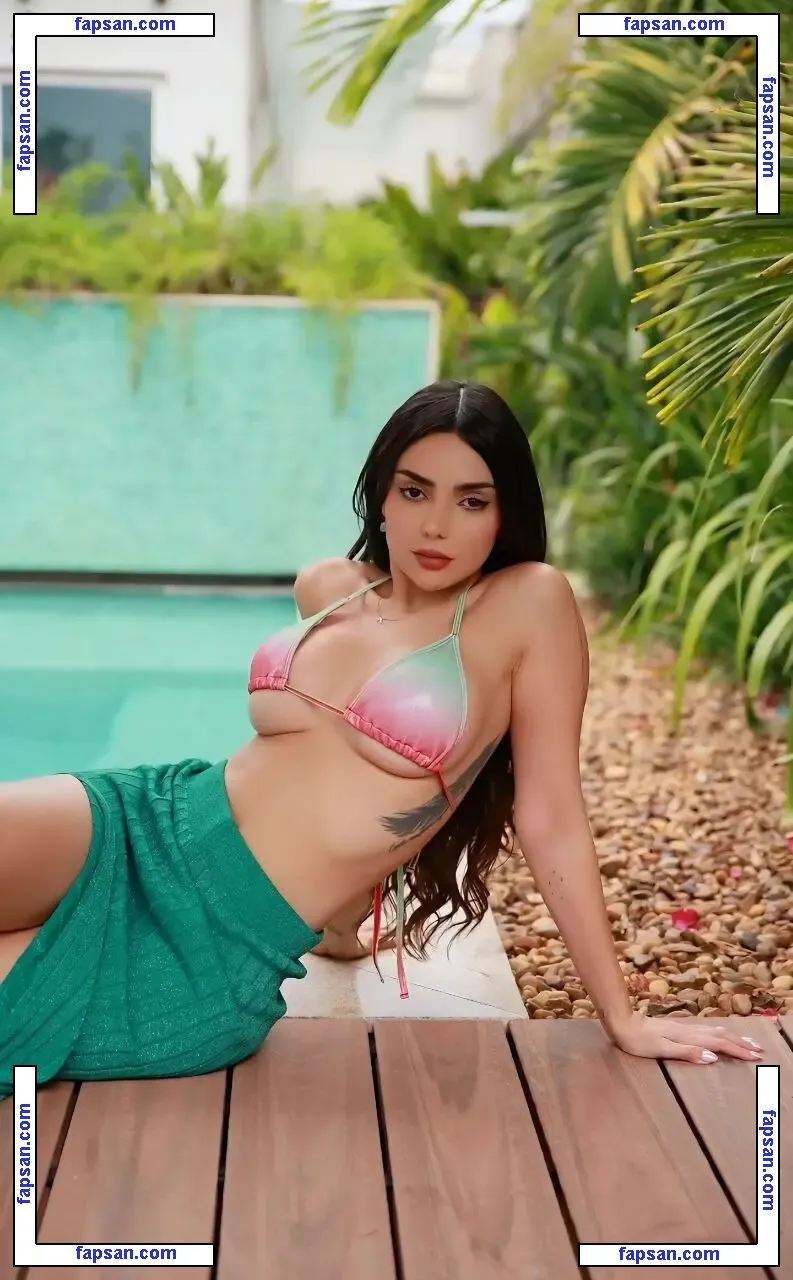 Nyvi Estephan nude photo #1071 from OnlyFans