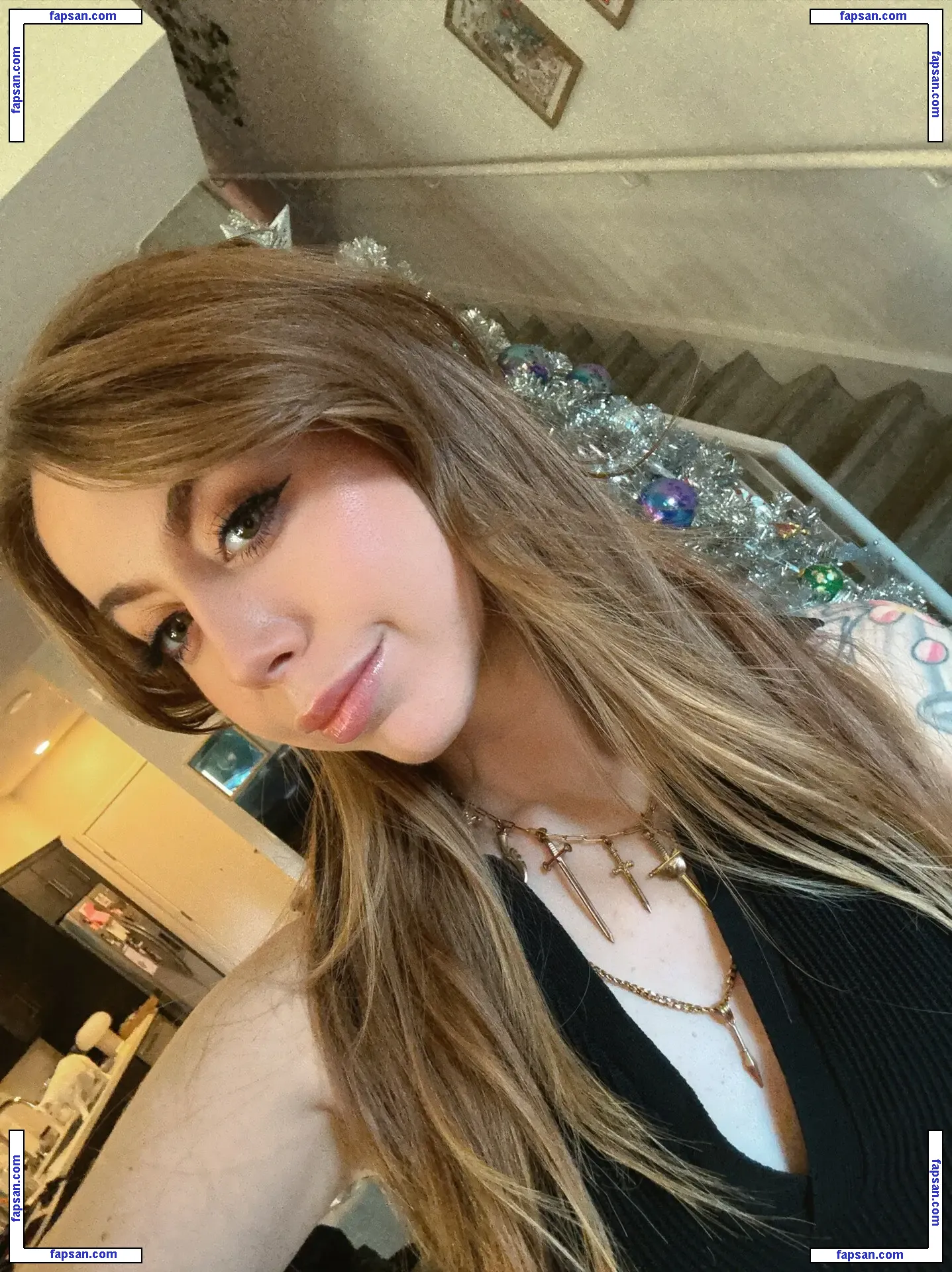 Nyybeats nude photo #0017 from OnlyFans