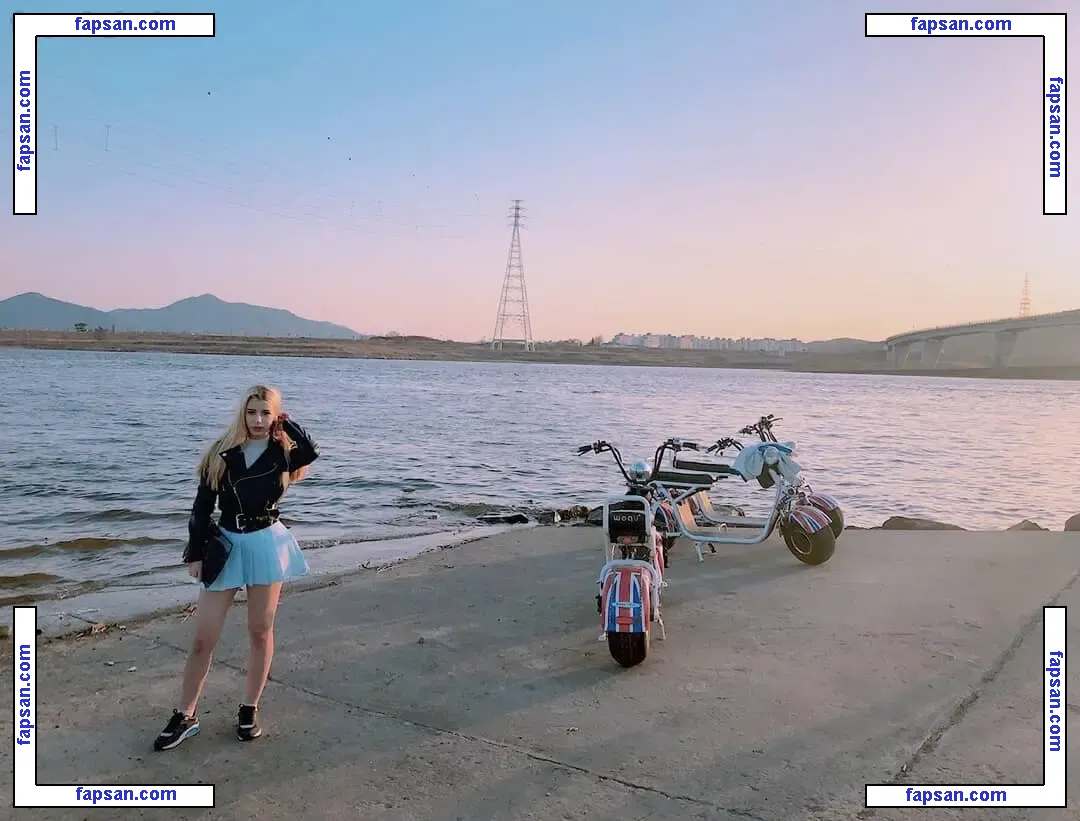 Oana Gabriela голая фото #0018 с Онлифанс