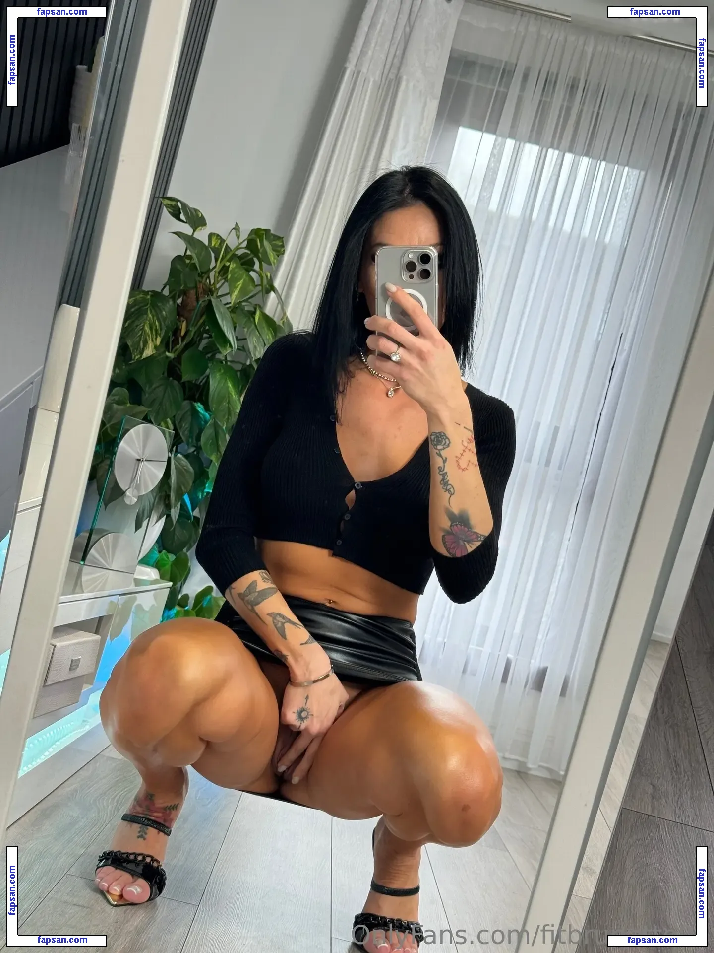 Oanareels nude photo #0006 from OnlyFans