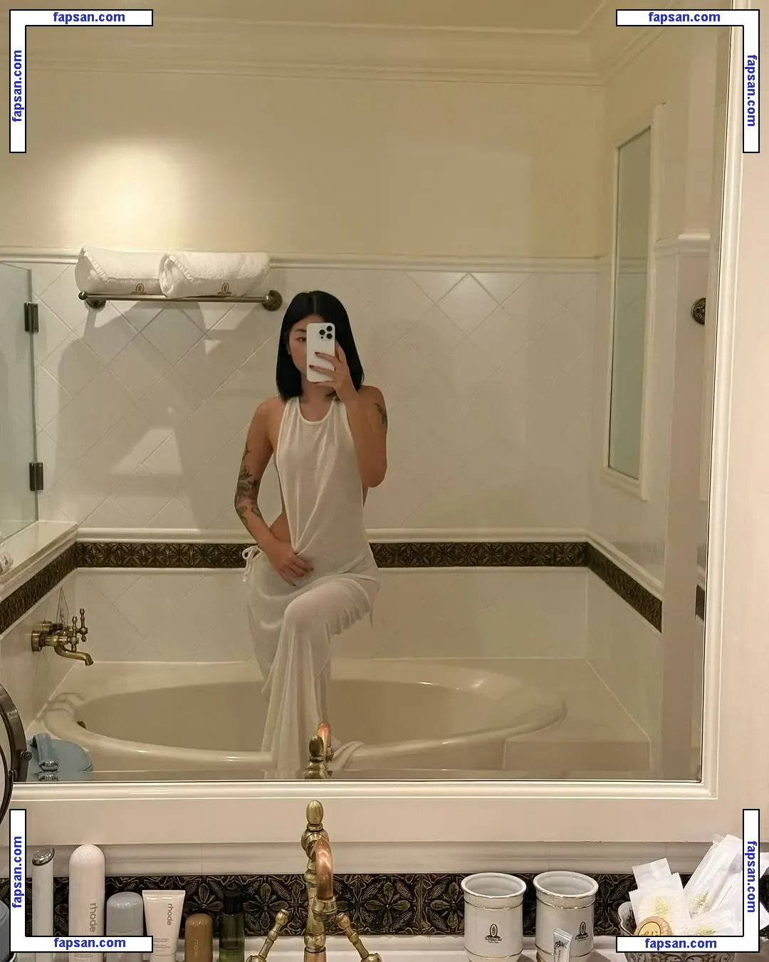 OANH голая фото #0012 с Онлифанс