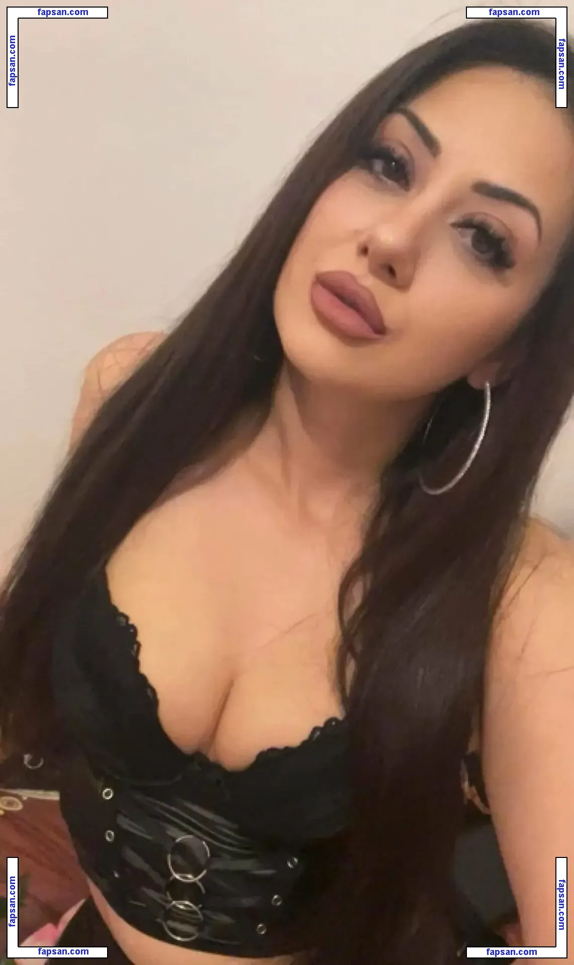 oanna.rox / Roxana9095 / rox.oanna nude photo #0002 from OnlyFans