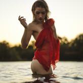Octavia Red nude #0238
