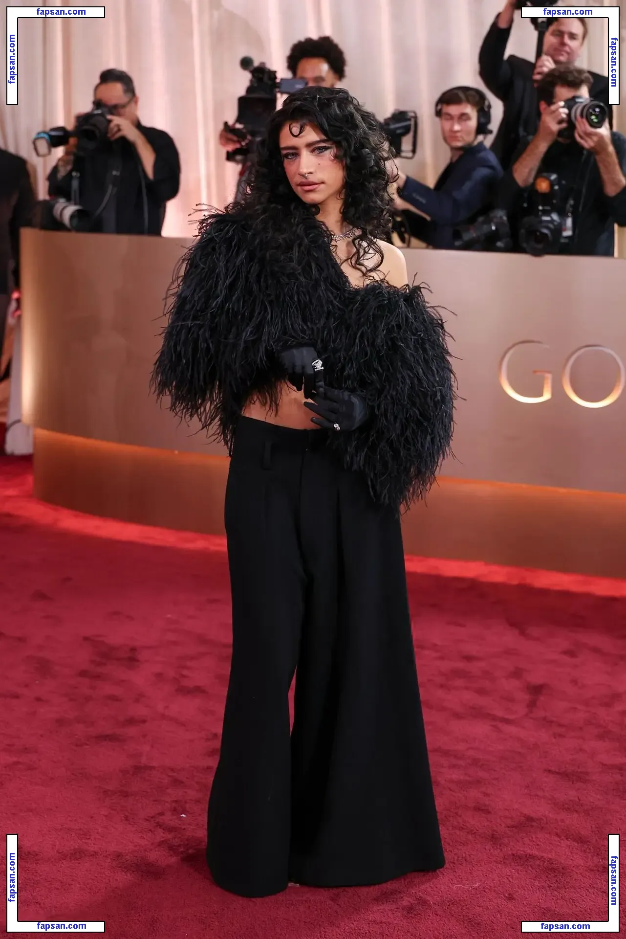 Odessa A’zion голая фото #0102 с Онлифанс