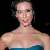 Odette Annable голая #0121