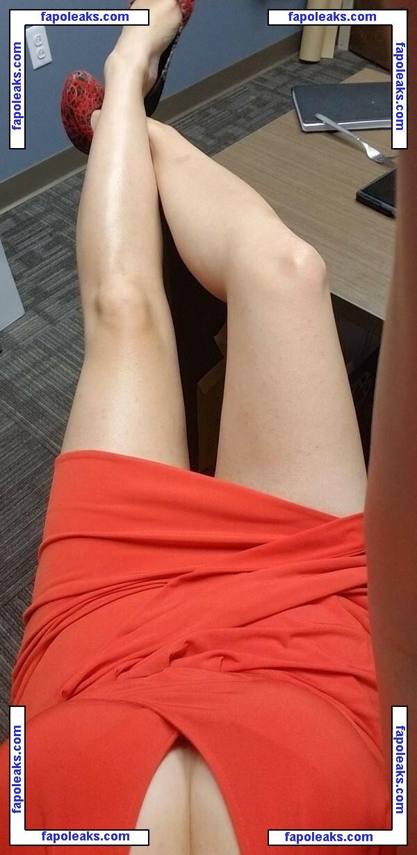 Office Sluts / tha_office_slut nude photo #0075 from OnlyFans