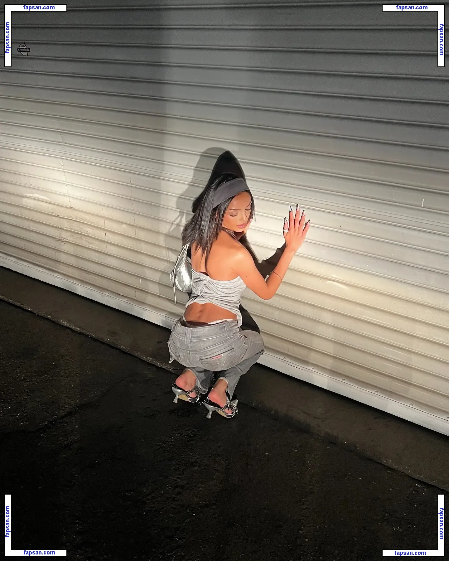 Official.Anaiis nude photo #0066 from OnlyFans
