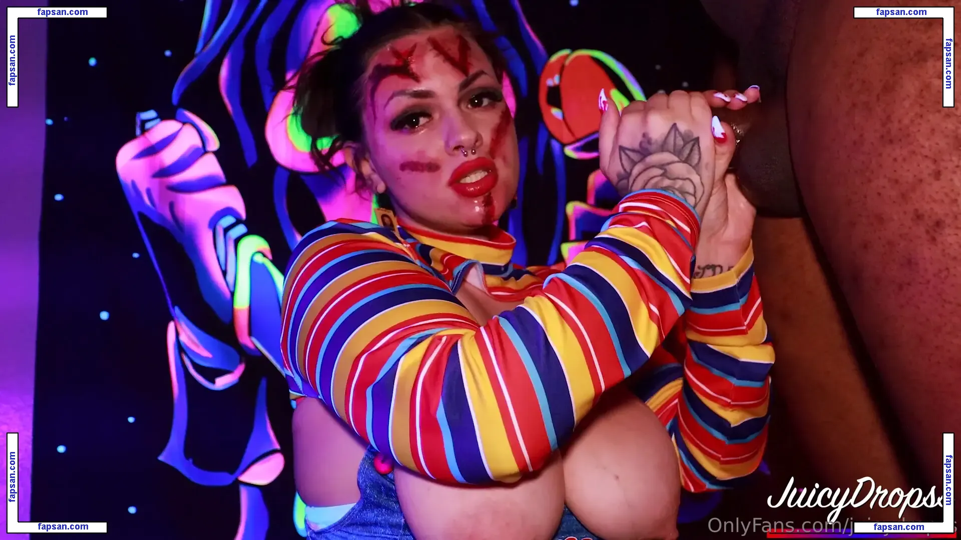 official.juicydropss nude photo #0001 from OnlyFans