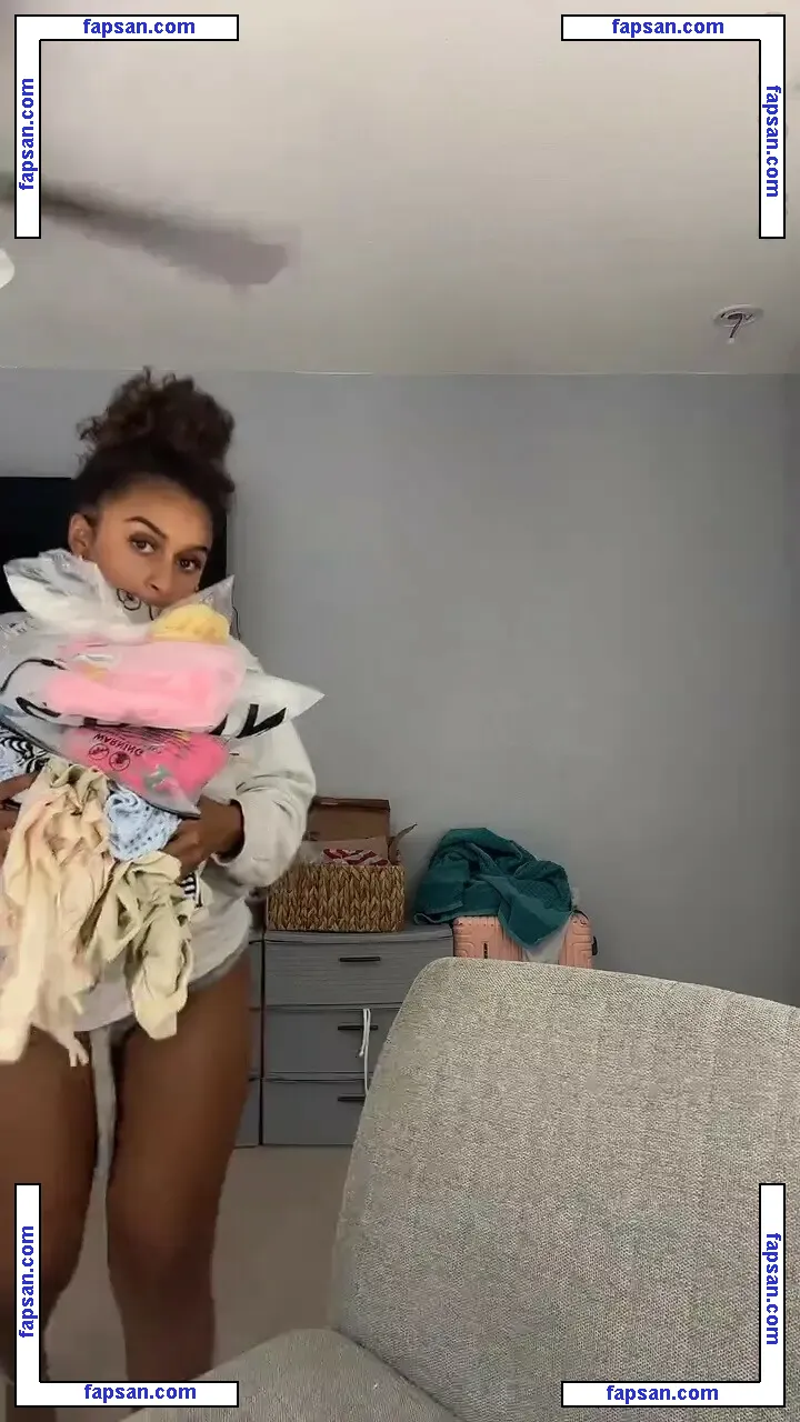 Official_sianna голая фото #0002 с Онлифанс