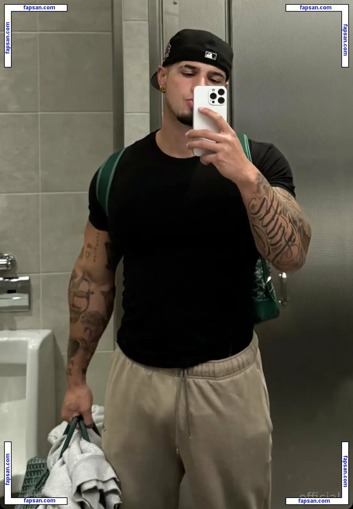 officialjt nude photo #0003 from OnlyFans
