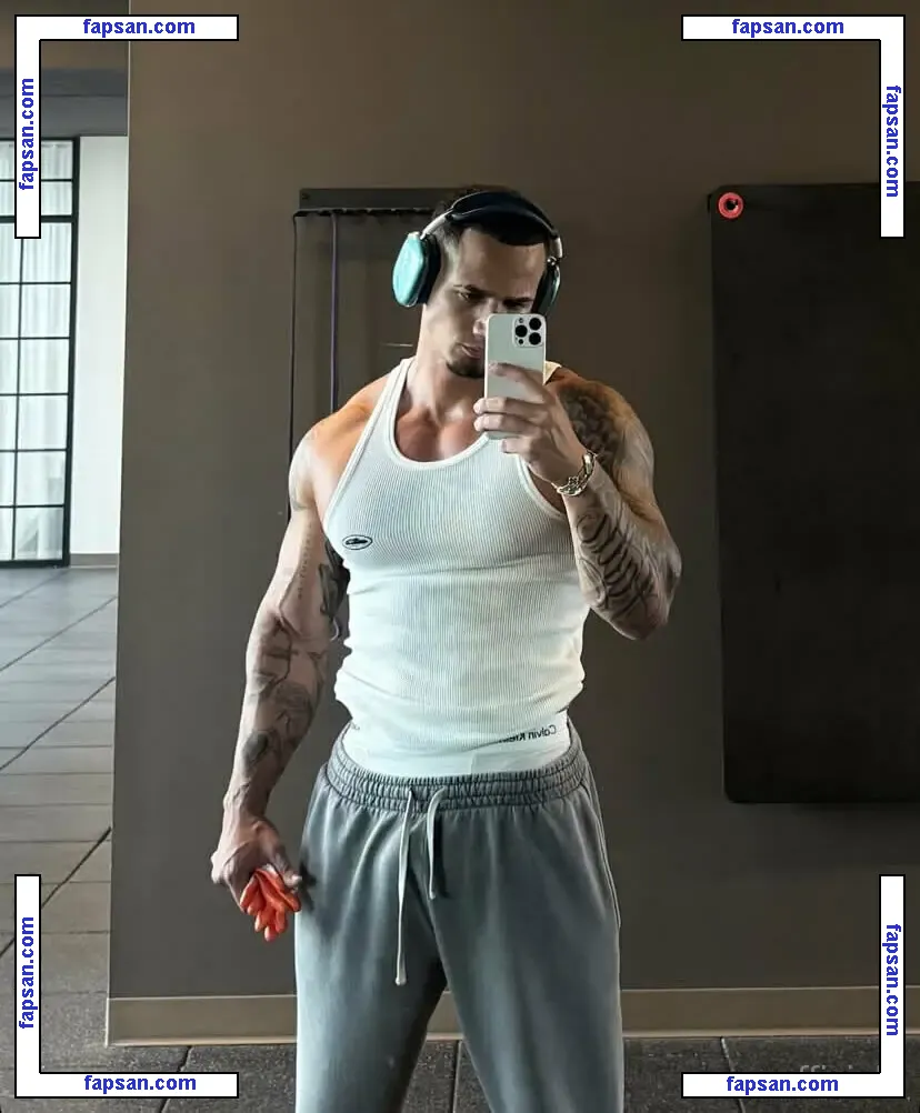 officialjt nude photo #0004 from OnlyFans
