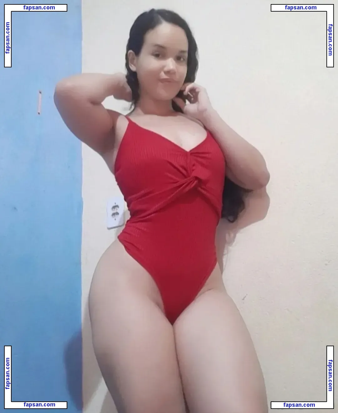 Ohana OliveiraOhanaons nude photo #0001 from OnlyFans