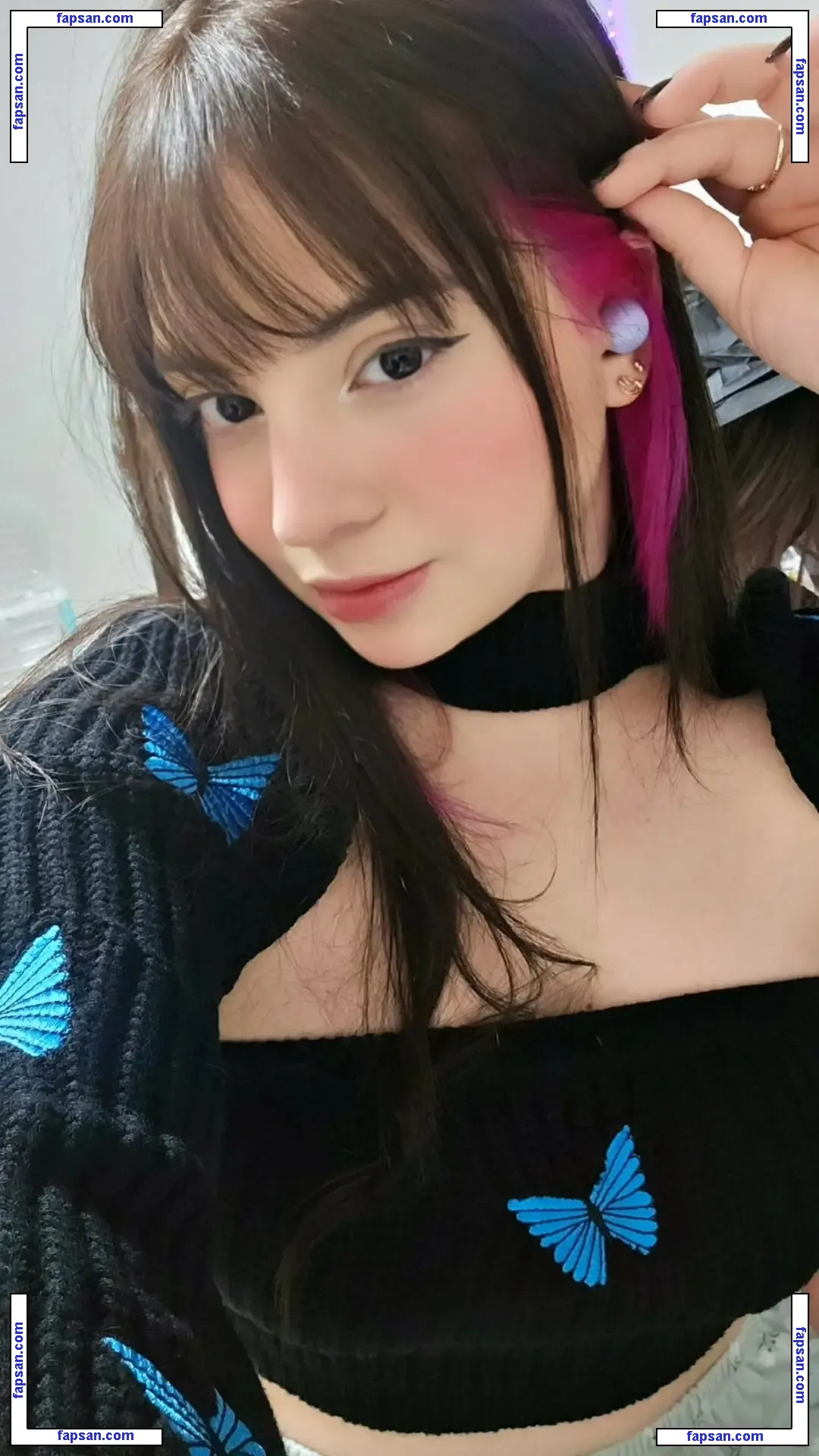 Oisakura nude photo #0005 from OnlyFans