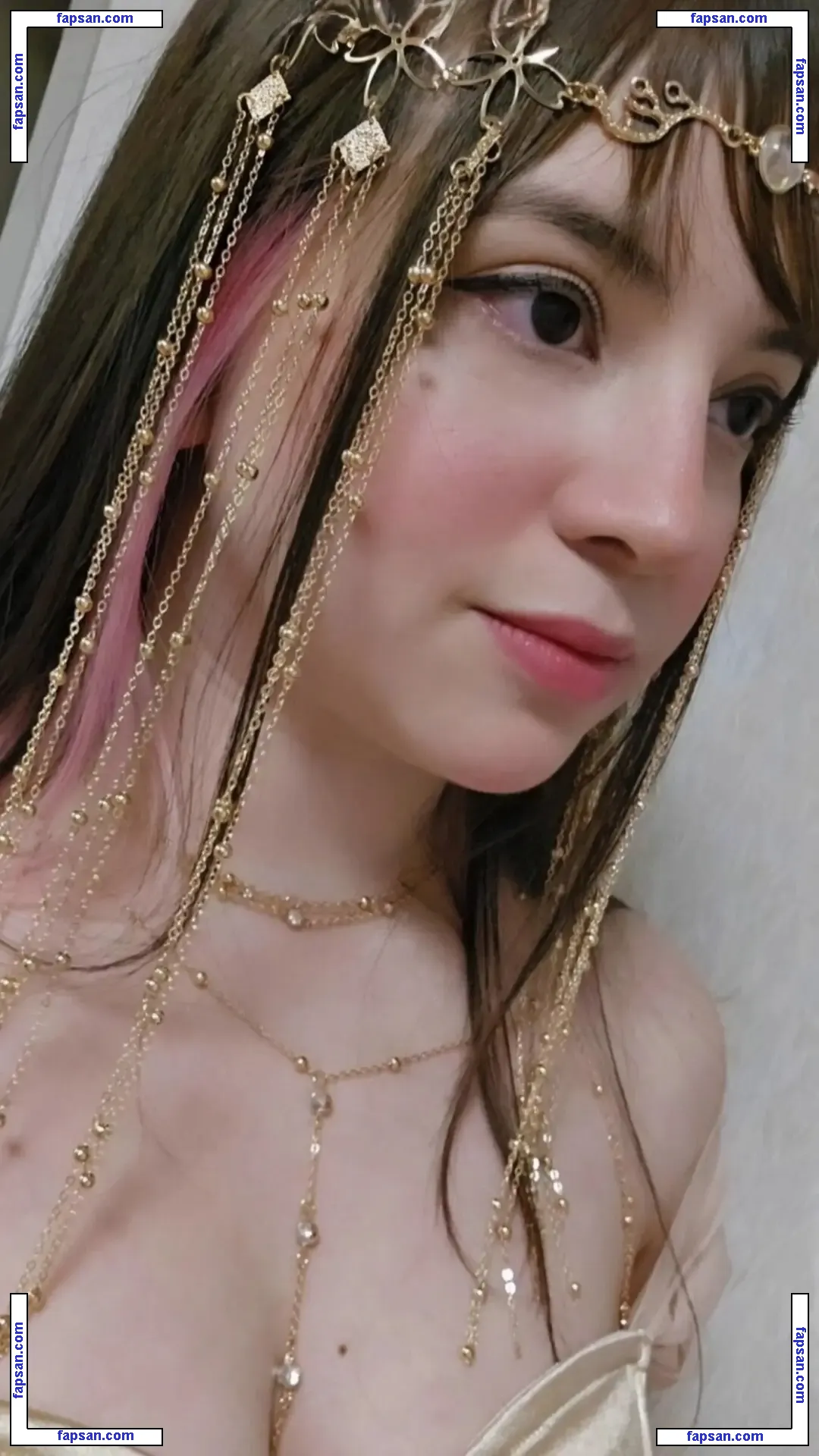 Oisakura nude photo #0011 from OnlyFans