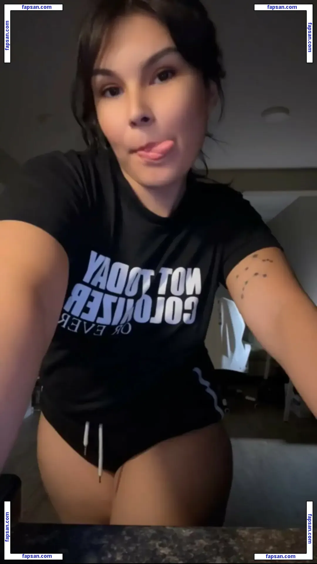 Ojibway Legacy nude photo #0001 from OnlyFans