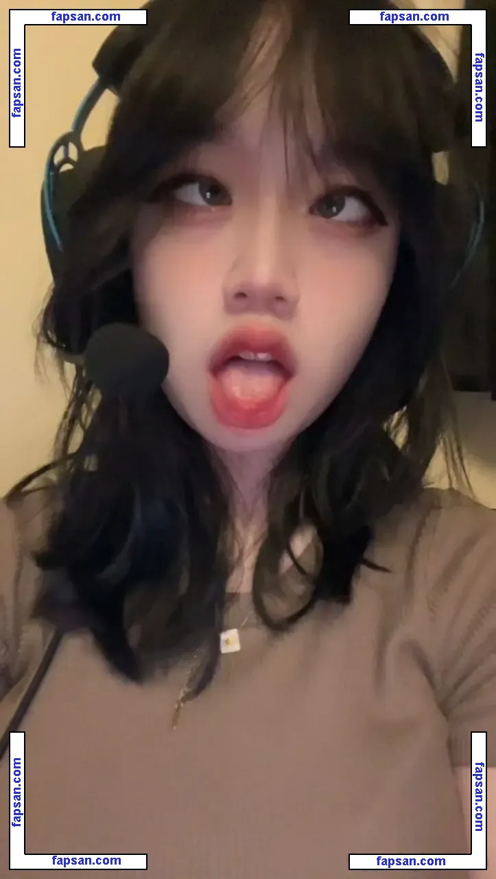 Okiinawaaa nude photo #0013 from OnlyFans