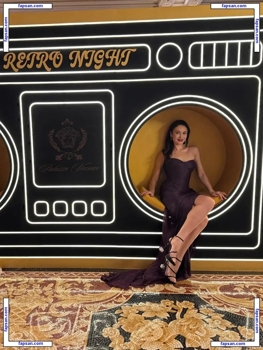 Olga Kurylenko голая фото #0635 с Онлифанс