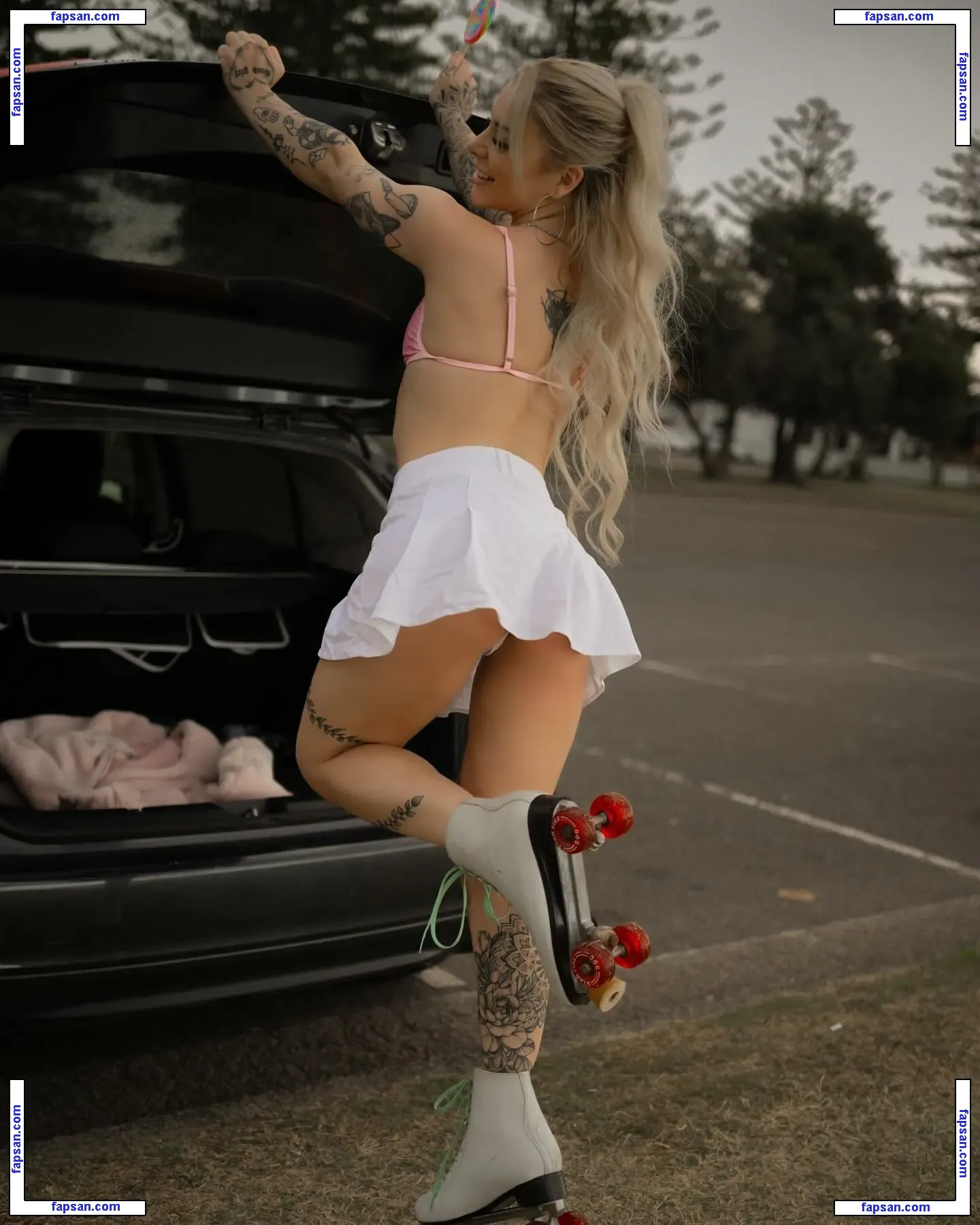 Olive May голая фото #0019 с Онлифанс