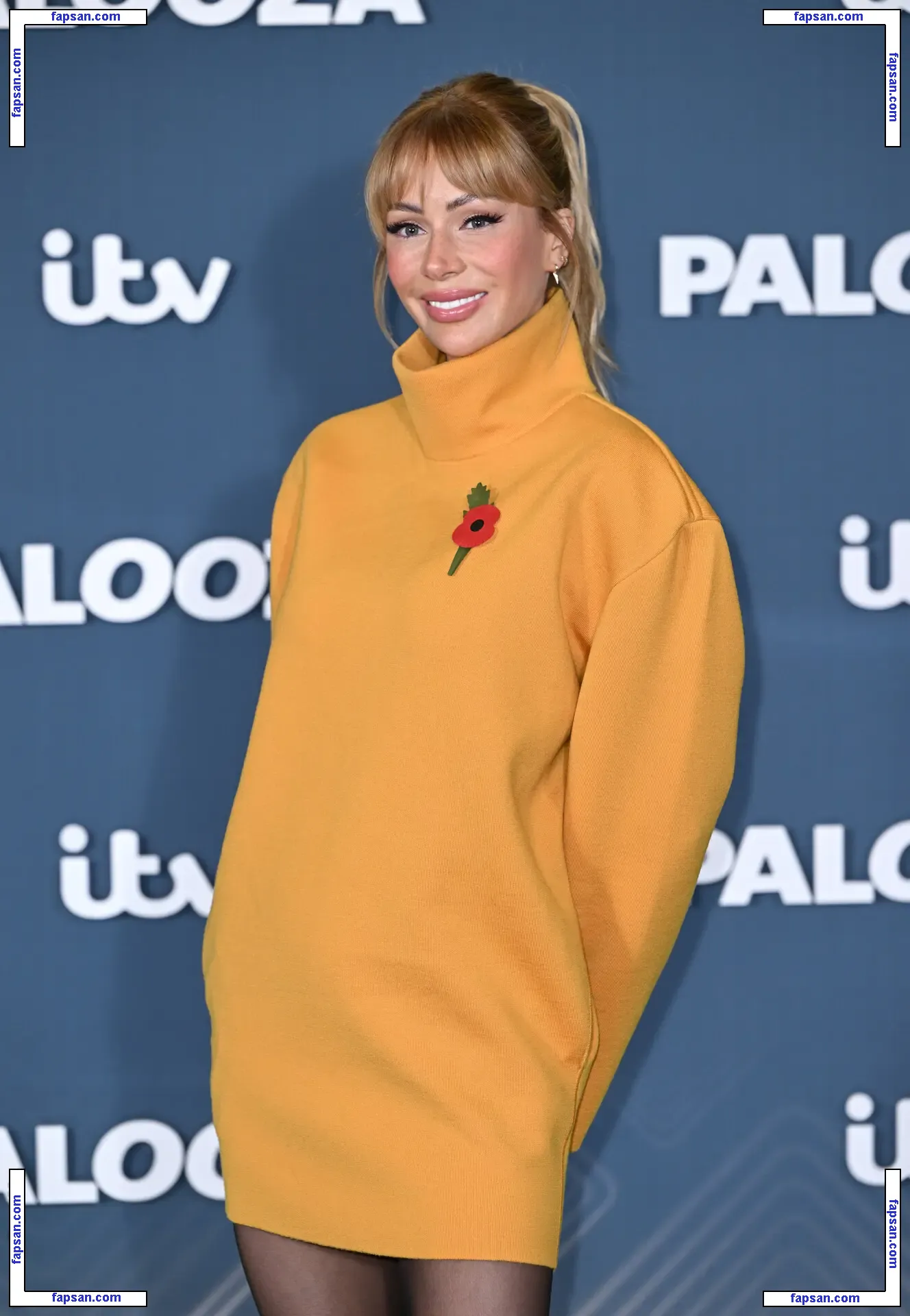 Olivia Attwood голая фото #0587 с Онлифанс