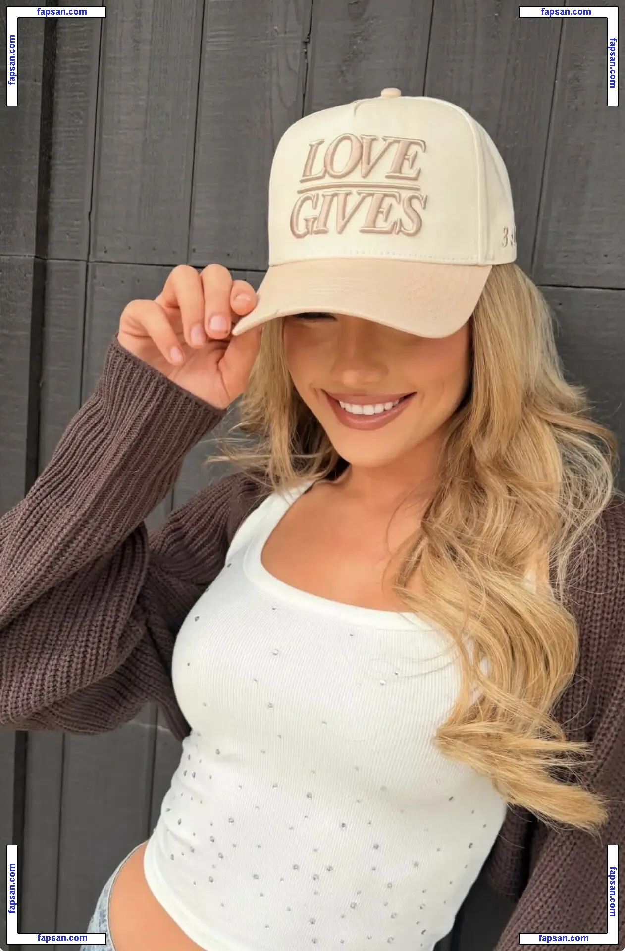 Olivia Biggs nude photo #0011 from OnlyFans