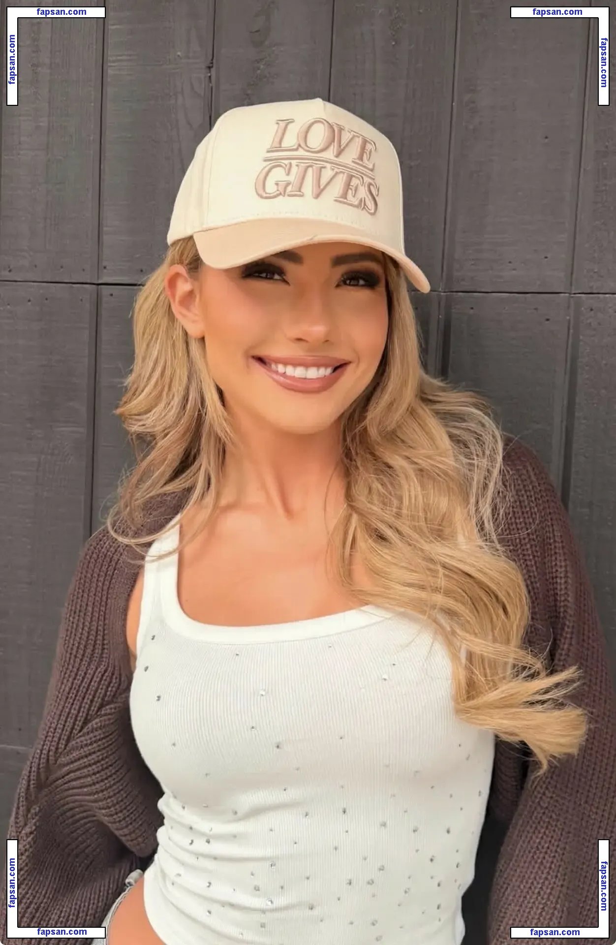 Olivia Biggs nude photo #0013 from OnlyFans