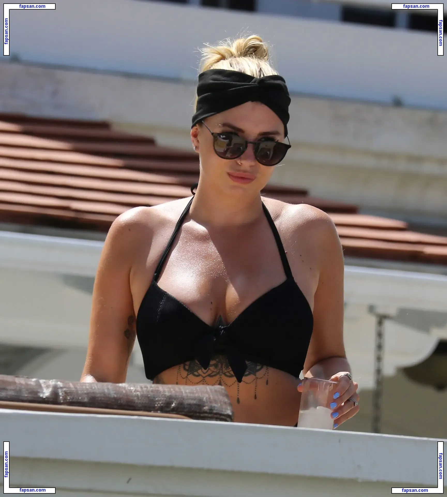 Olivia Buckland голая фото #1071 с Онлифанс