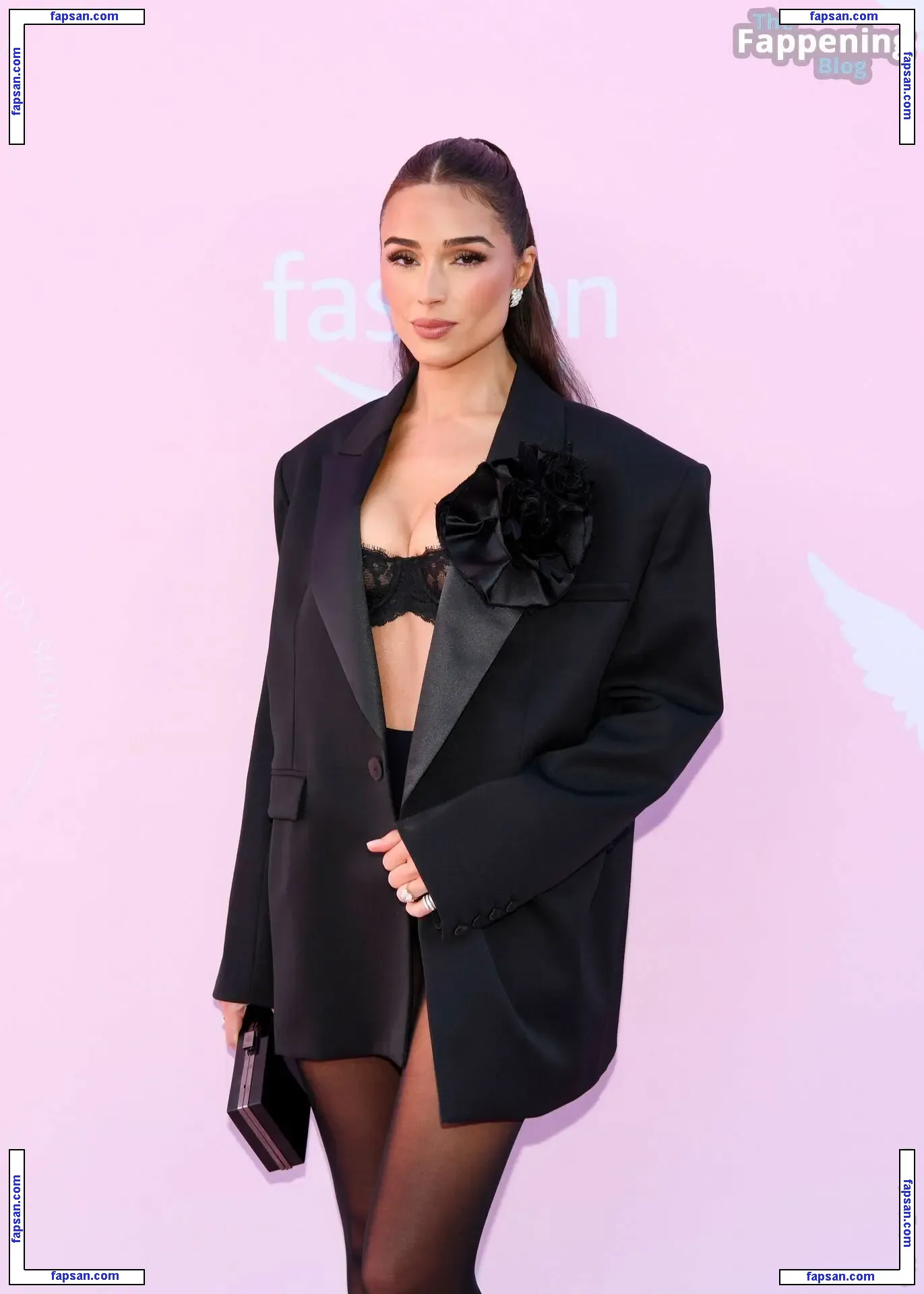 Olivia Culpo nude photo #4272 from OnlyFans