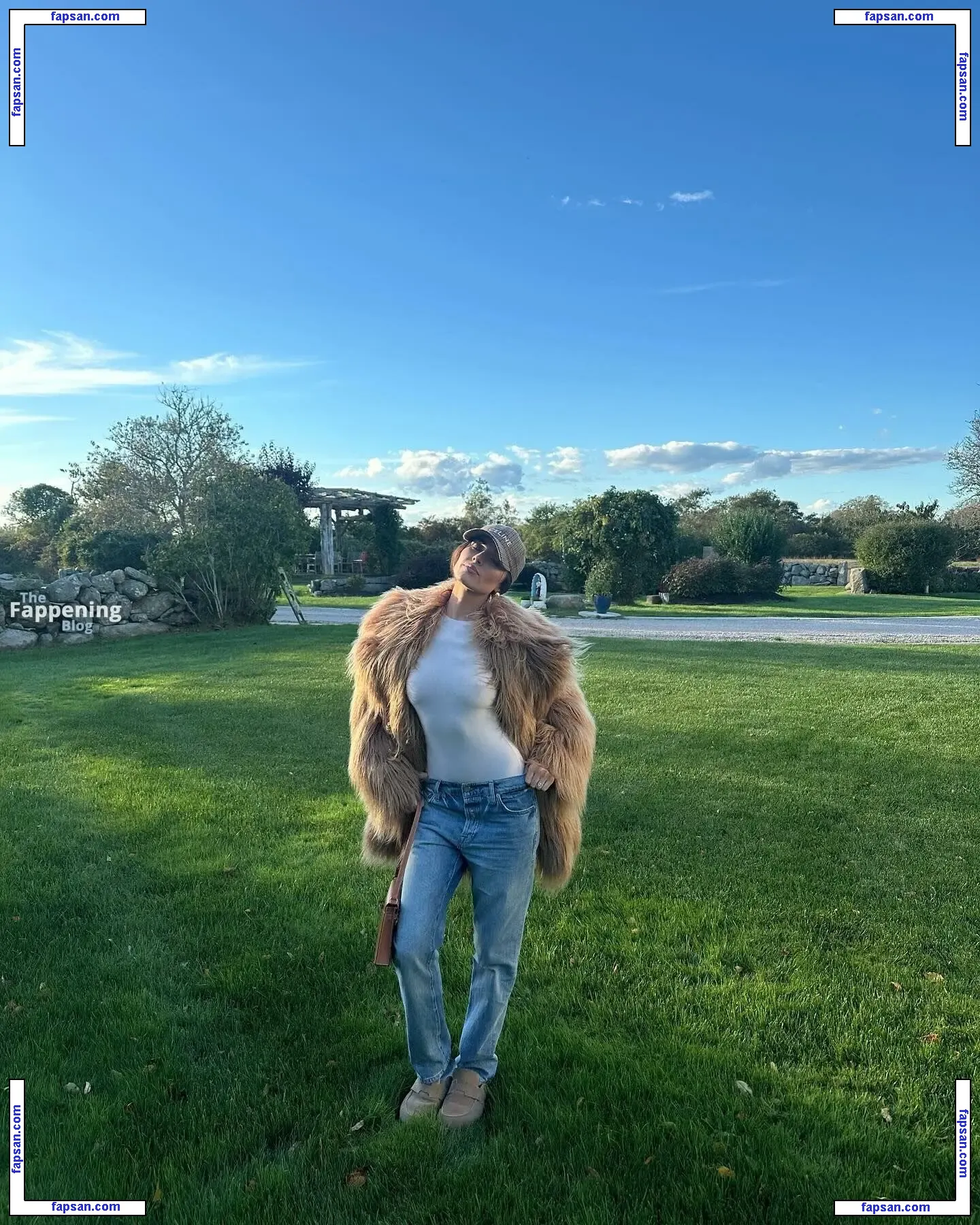 Olivia Culpo nude photo #4343 from OnlyFans