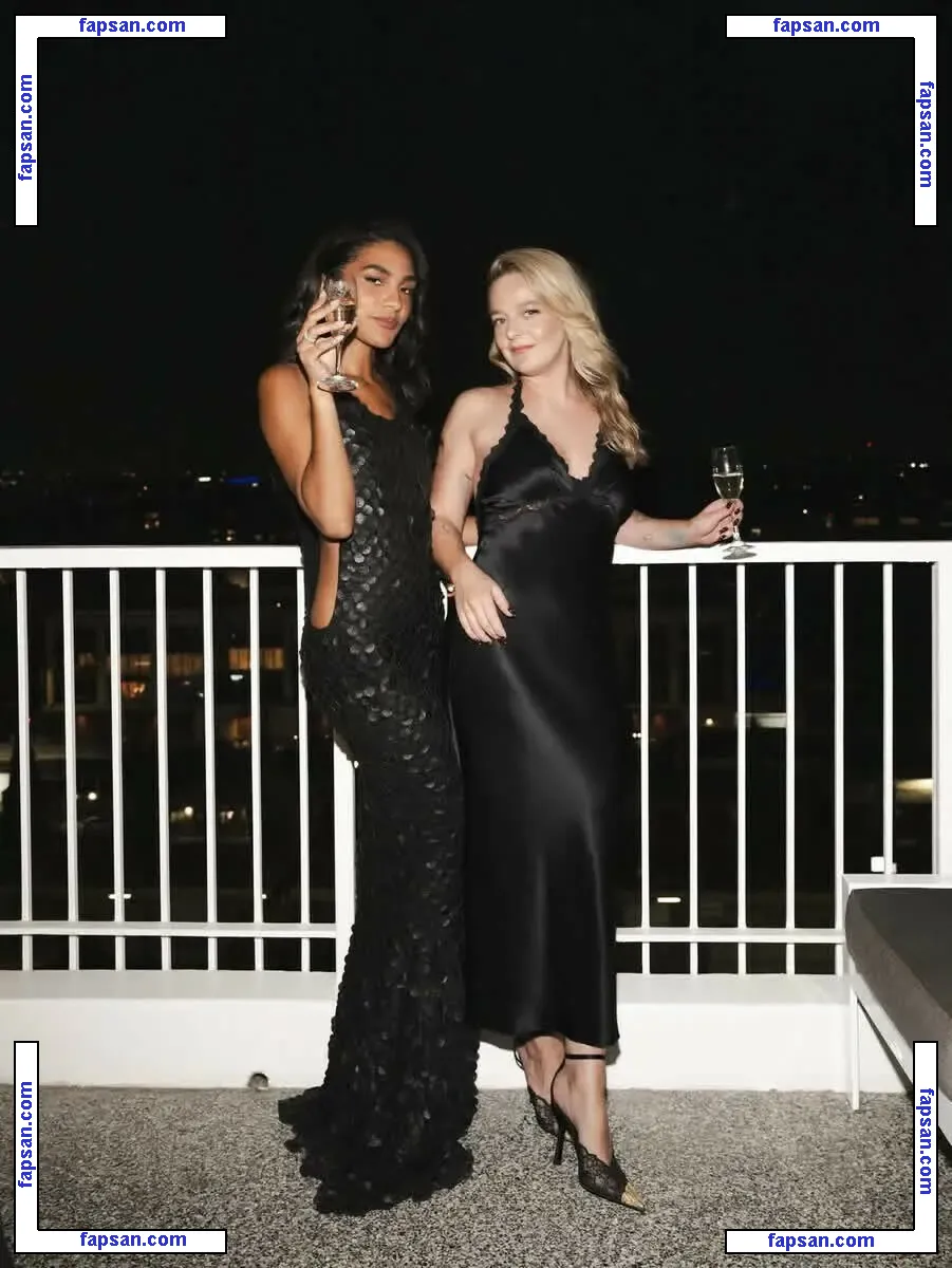 Olivia Dean голая фото #0010 с Онлифанс