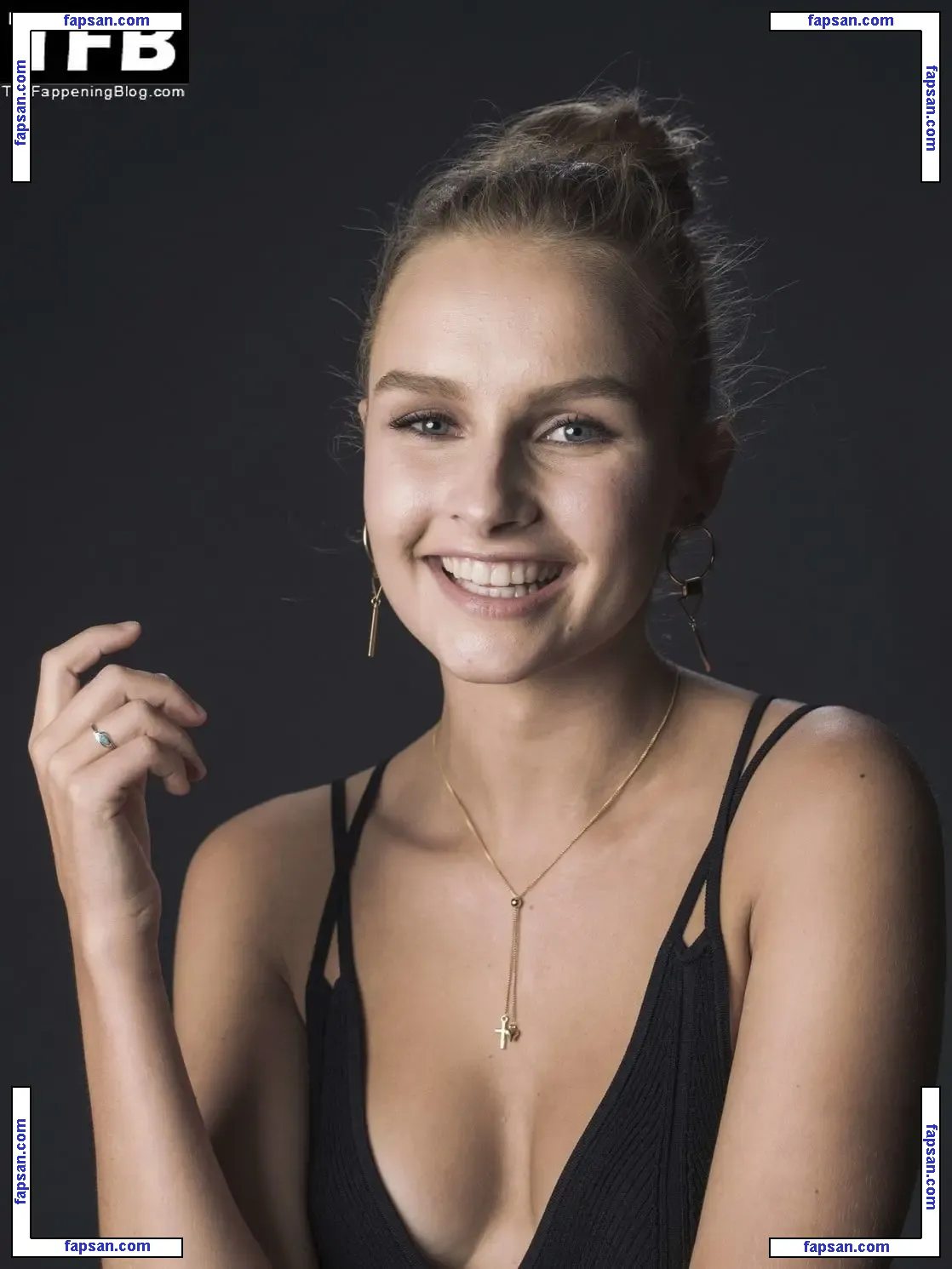 Olivia DeJonge nude photo #0109 from OnlyFans