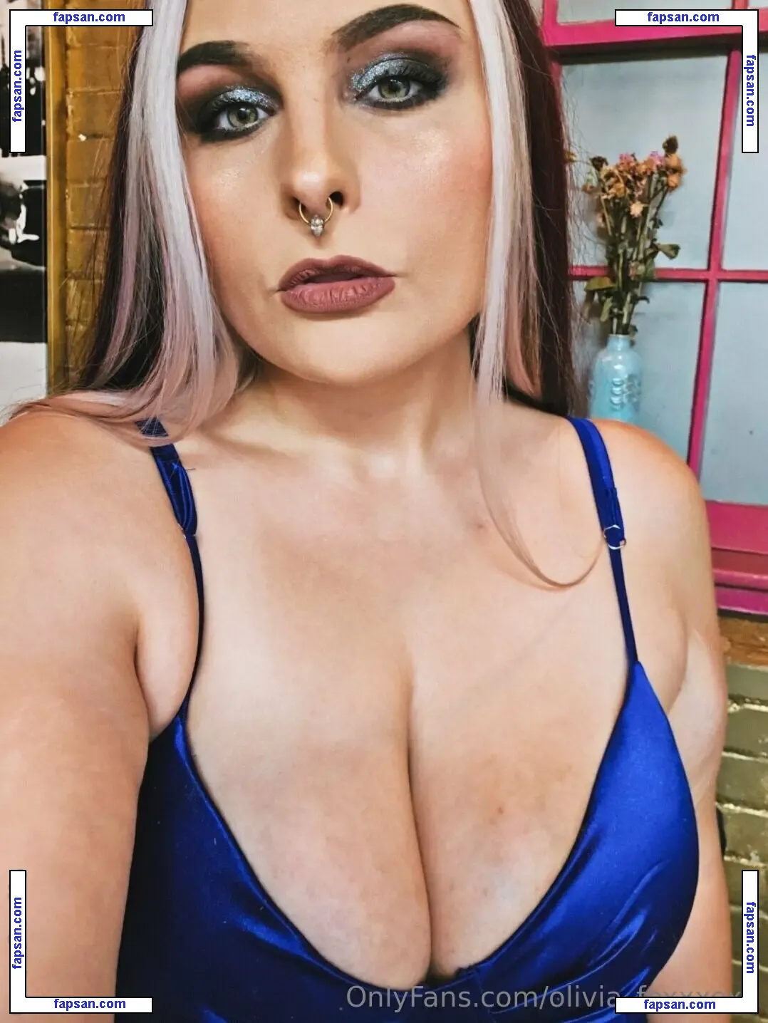 olivia_foxxxoxo nude photo #0020 from OnlyFans