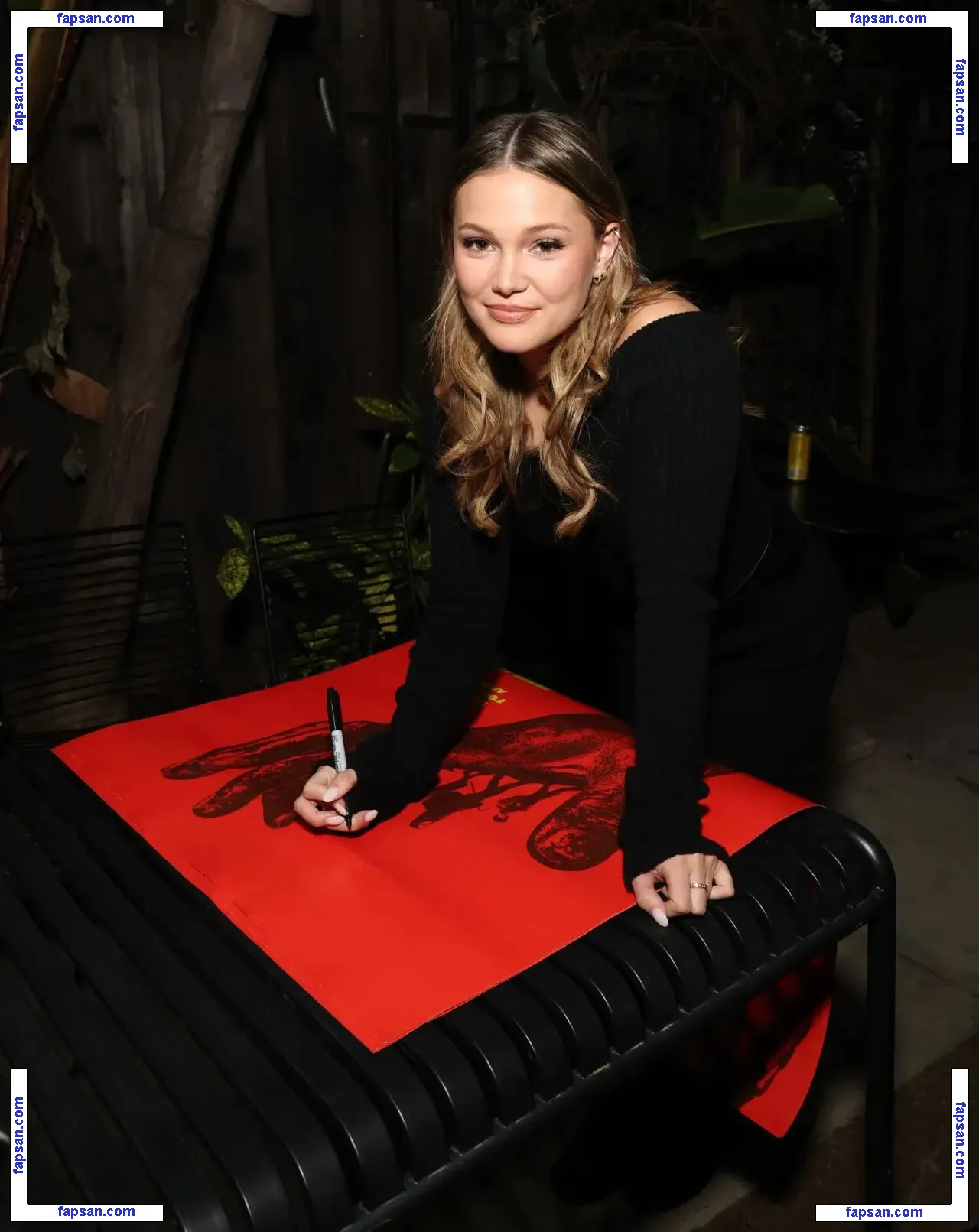 Olivia Holt голая фото #0688 с Онлифанс