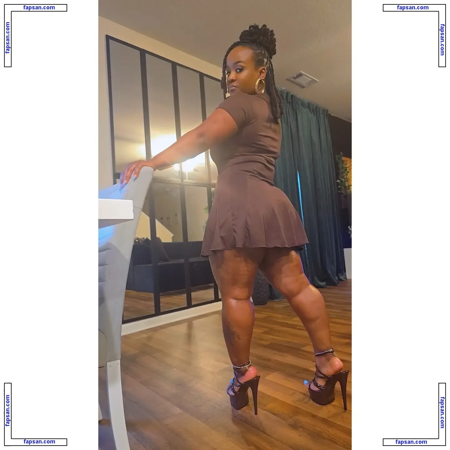 Olivia Livv голая фото #0009 с Онлифанс