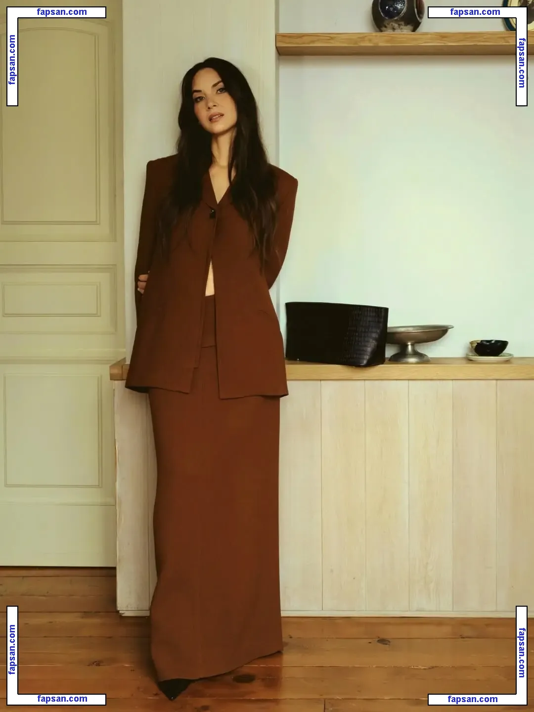 Olivia Munn голая фото #1895 с Онлифанс