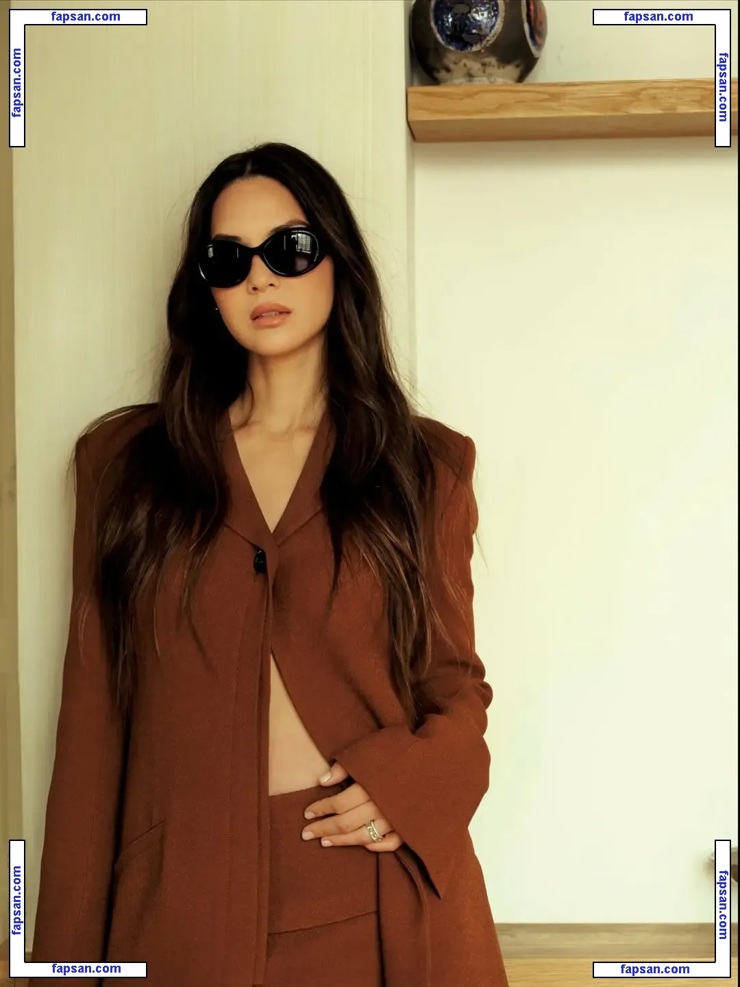 Olivia Munn голая фото #1899 с Онлифанс