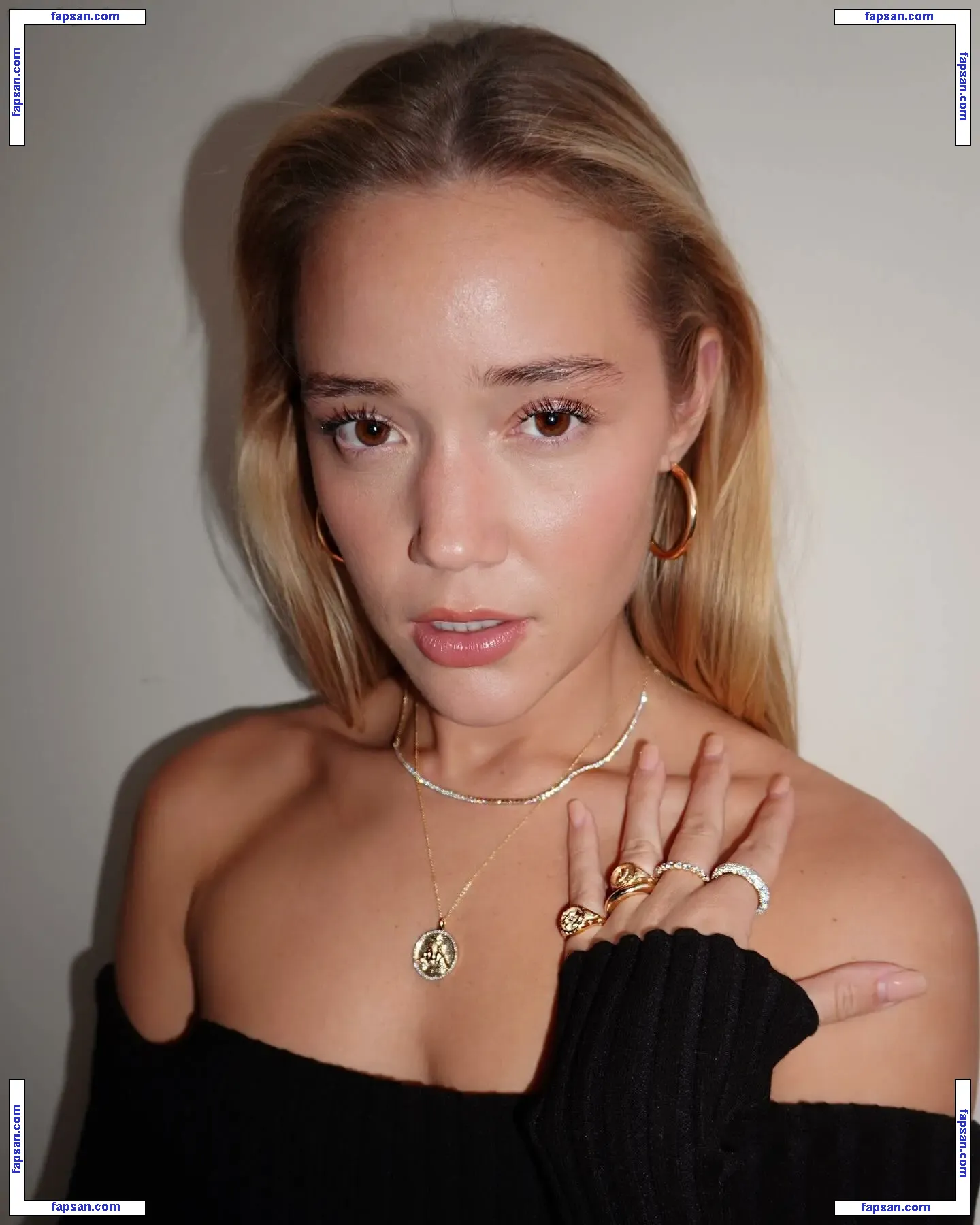 Olivia Ponton nude photo #1826 from OnlyFans