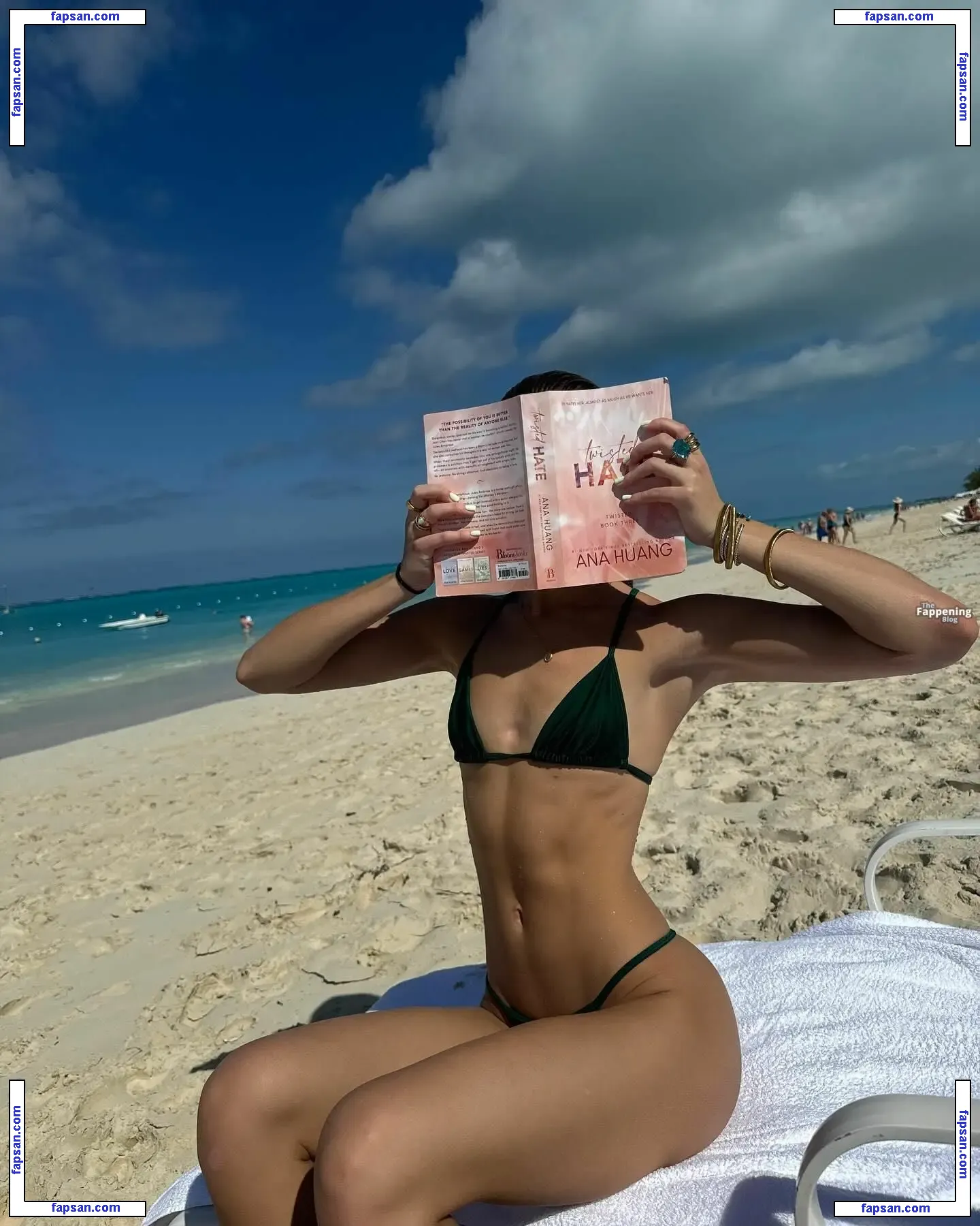 Olivia Ponton nude photo #1846 from OnlyFans