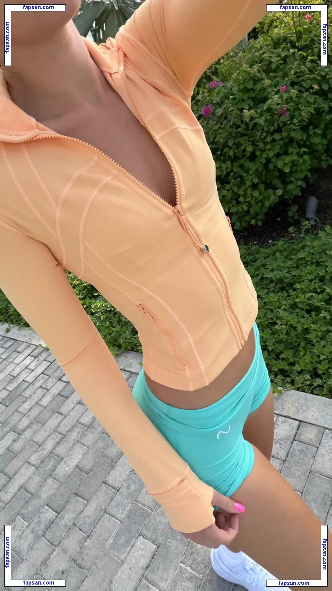 Olivia Ponton nude photo #2046 from OnlyFans